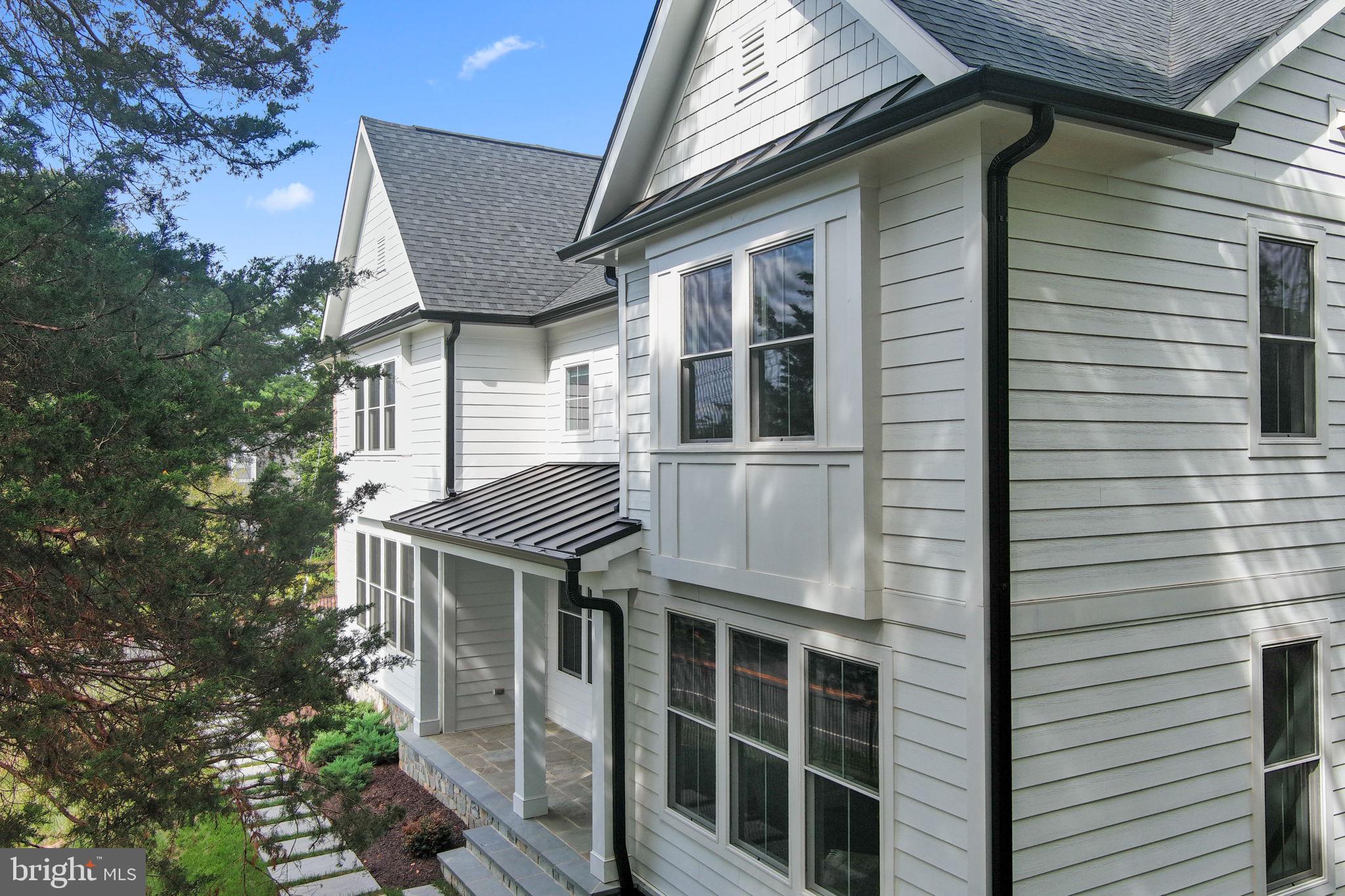 HIGHVIEW TERRACE - Residential Lease