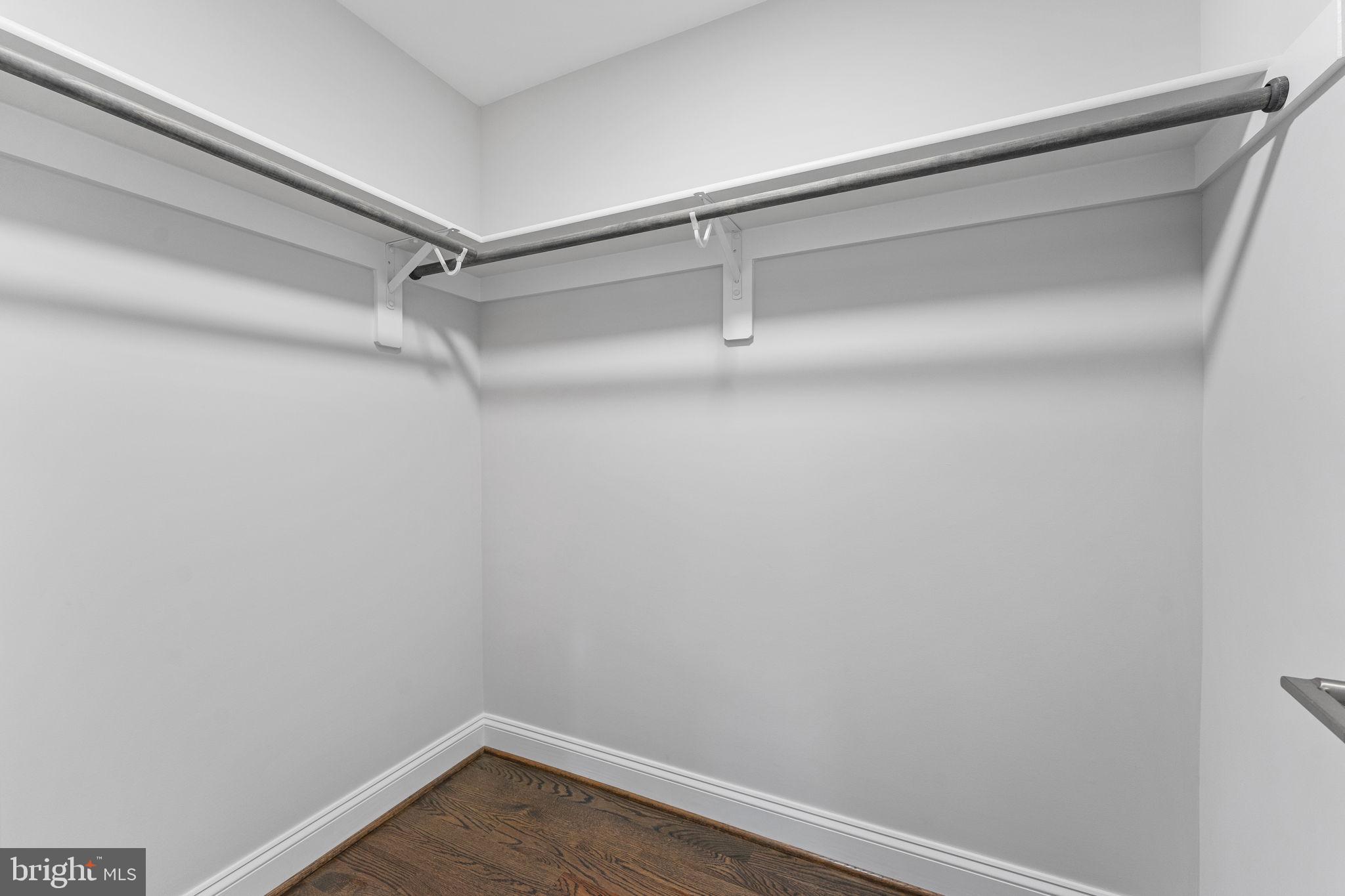 HIGHVIEW TERRACE - Residential Lease