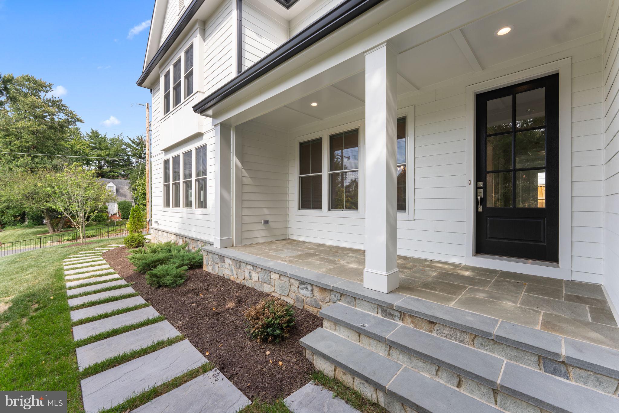 HIGHVIEW TERRACE - Residential Lease