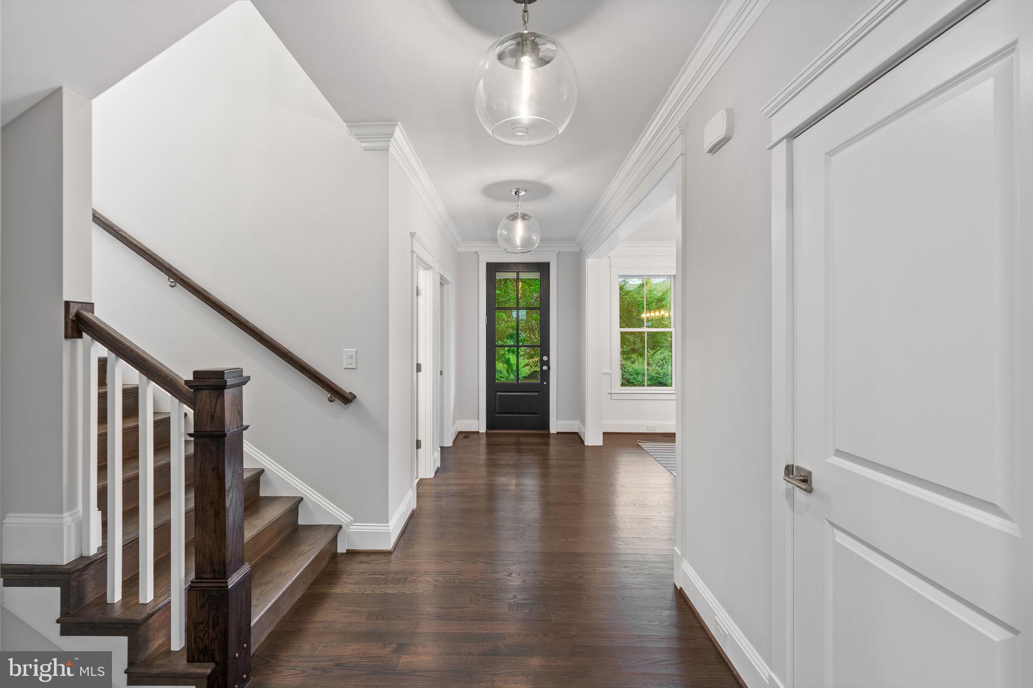 HIGHVIEW TERRACE - Residential Lease