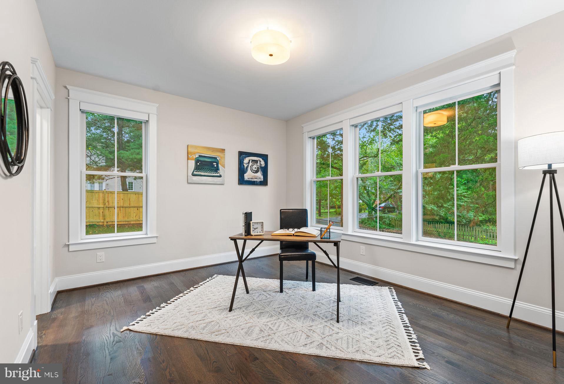 HIGHVIEW TERRACE - Residential Lease