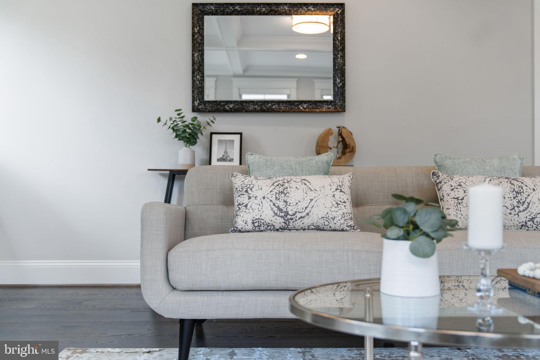 HIGHVIEW TERRACE - Residential Lease