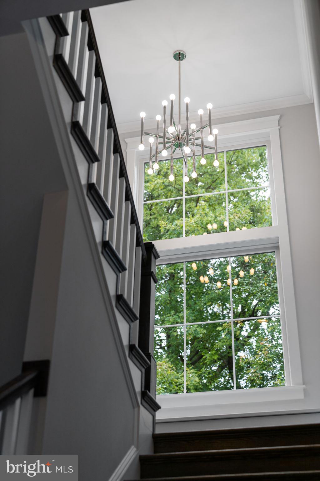 HIGHVIEW TERRACE - Residential Lease