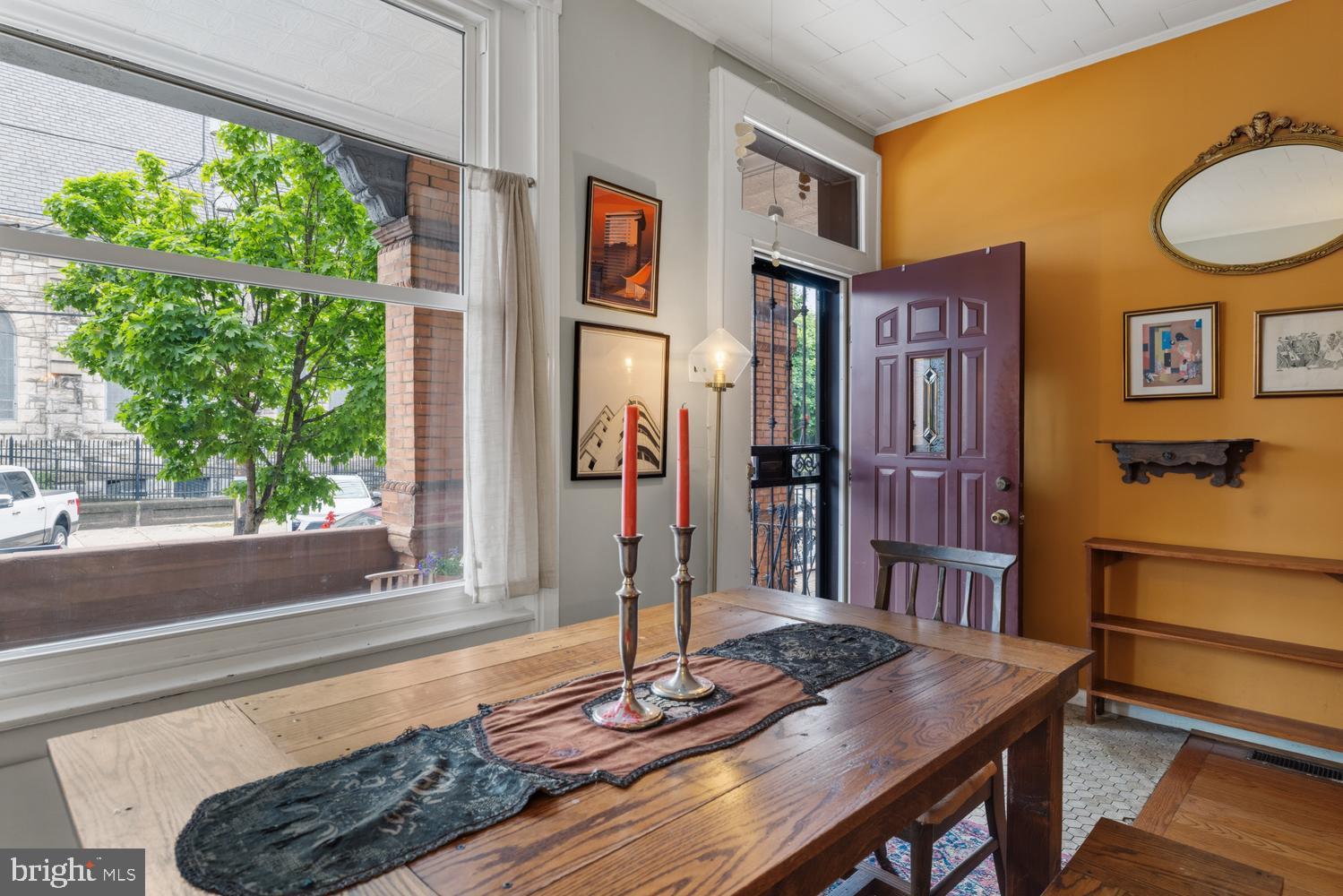 GIRARD ESTATES - Residential