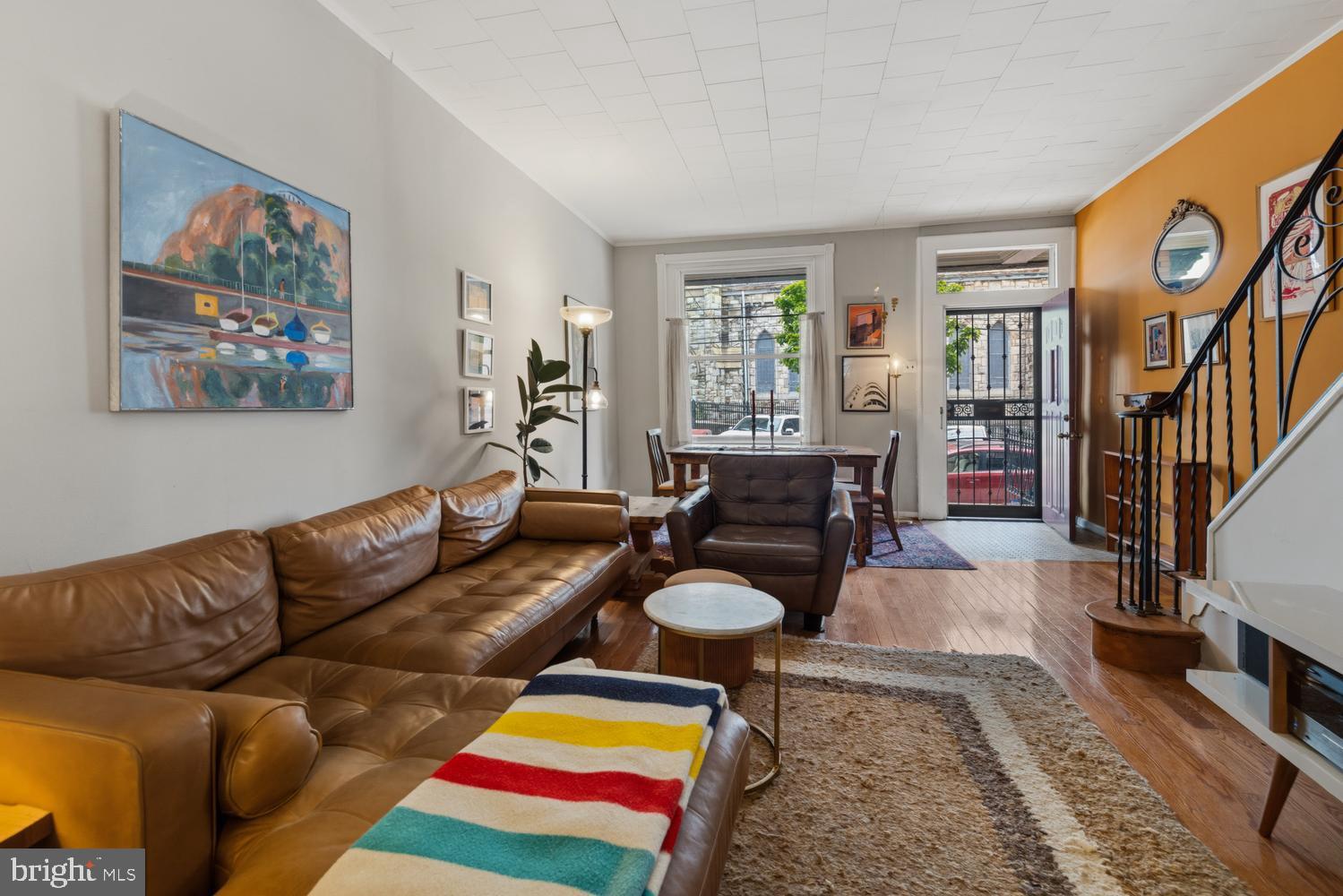 GIRARD ESTATES - Residential