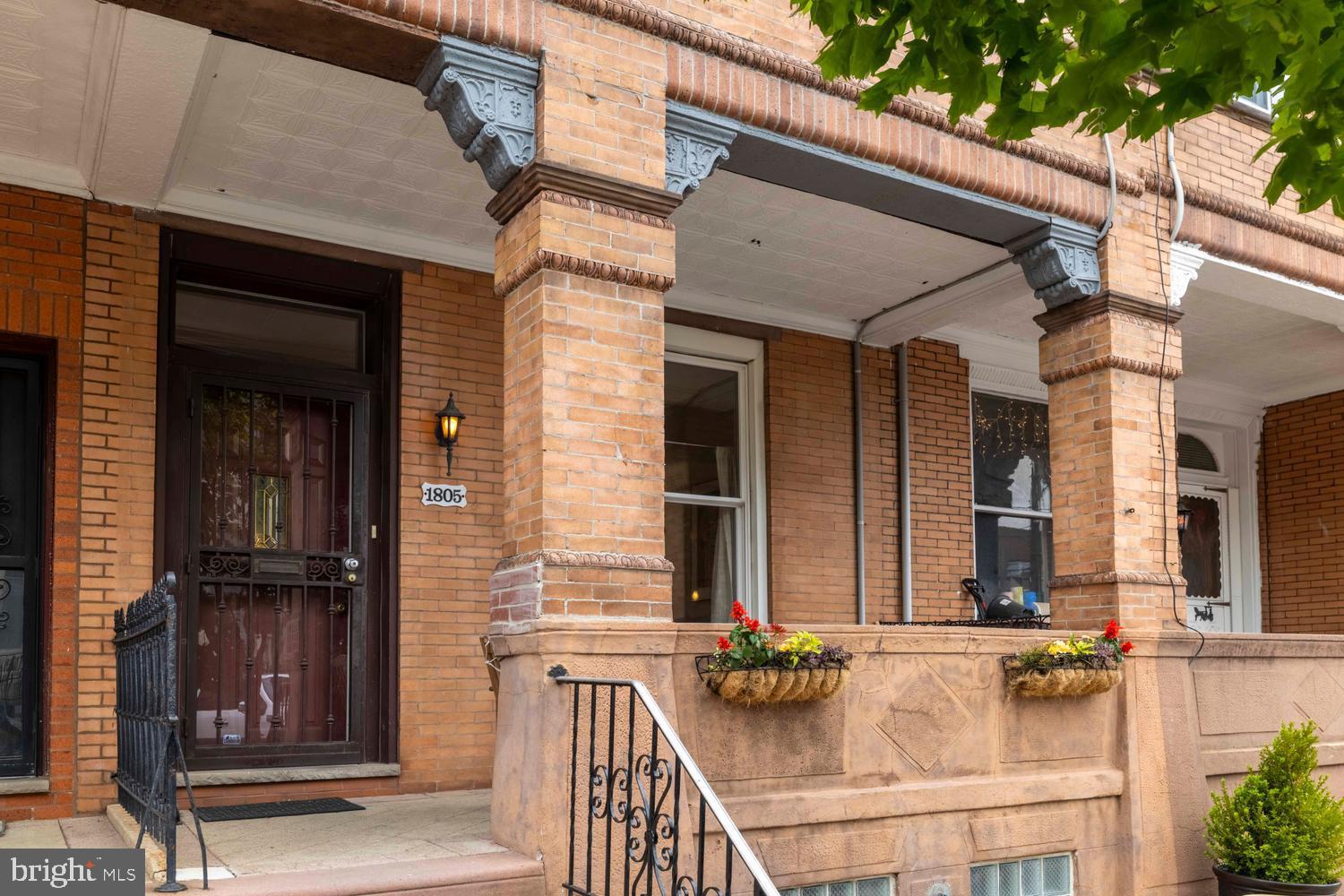 GIRARD ESTATES - Residential