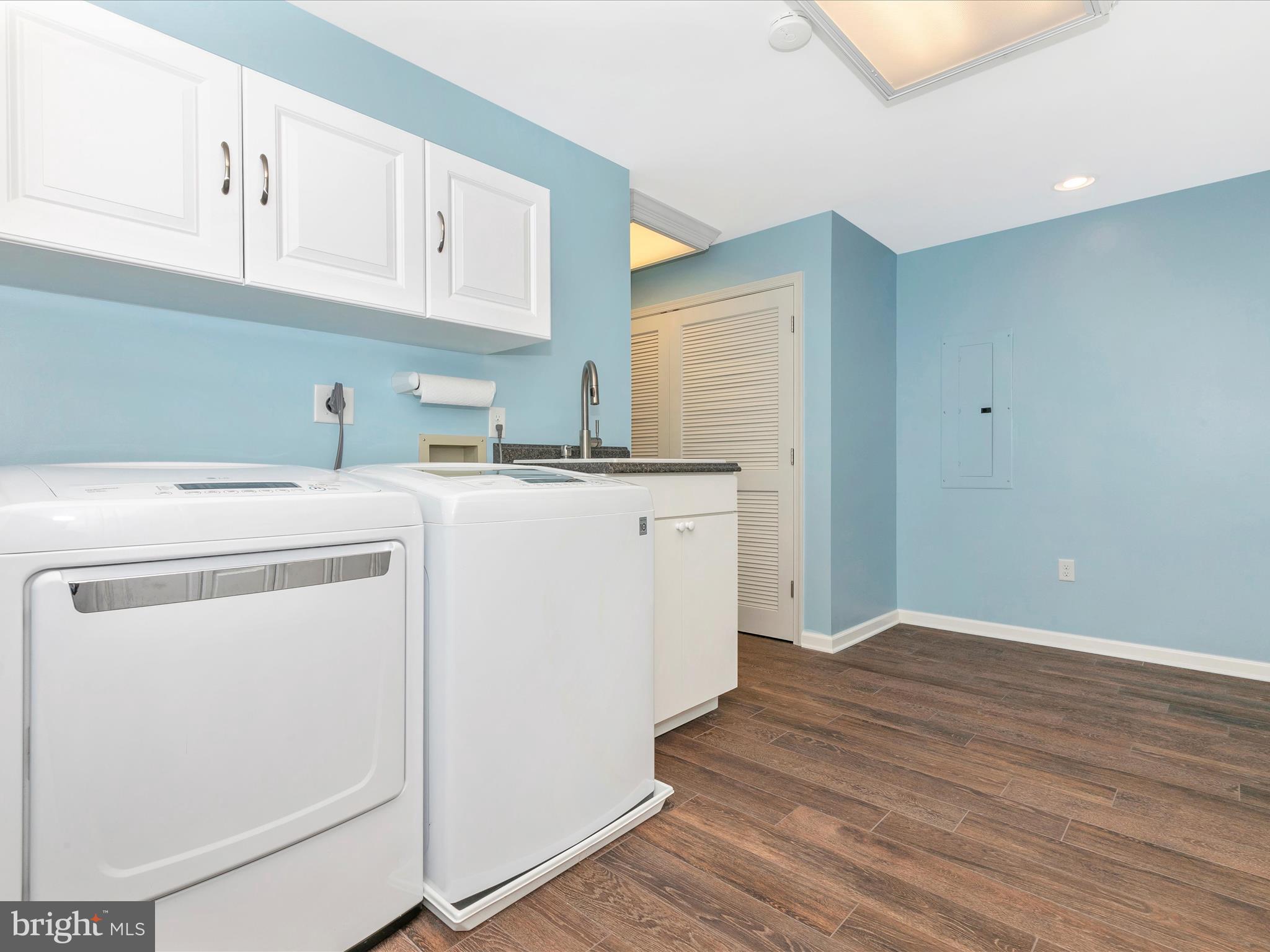 FAIRFIELD - Residential