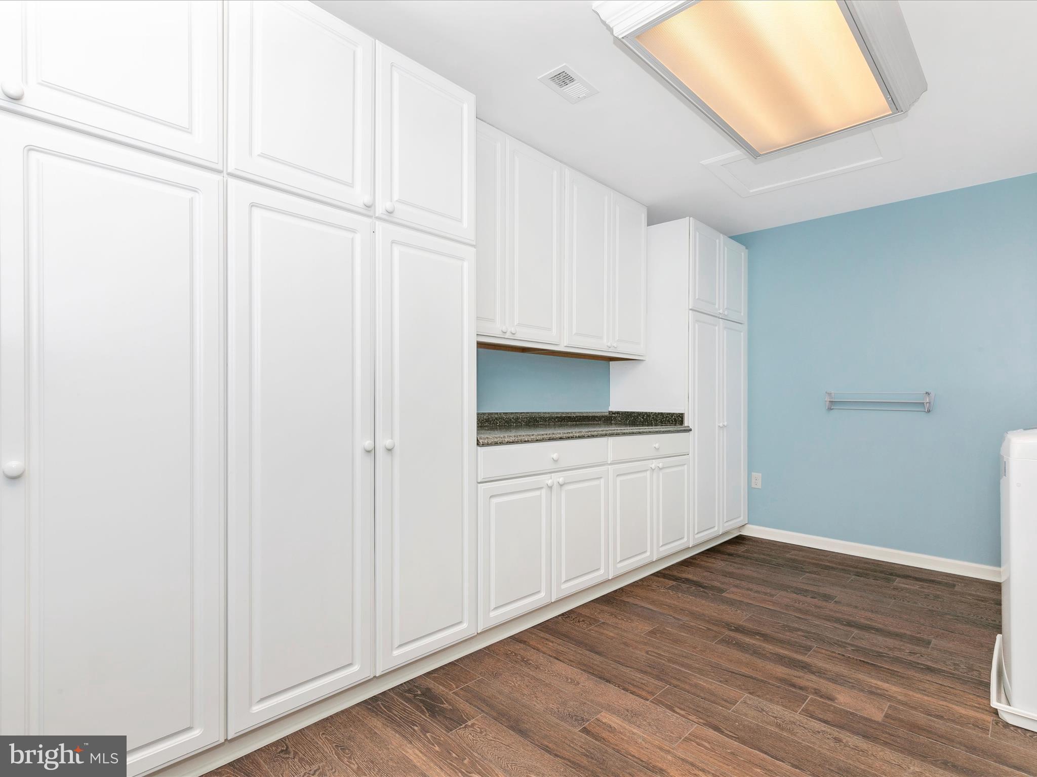 FAIRFIELD - Residential