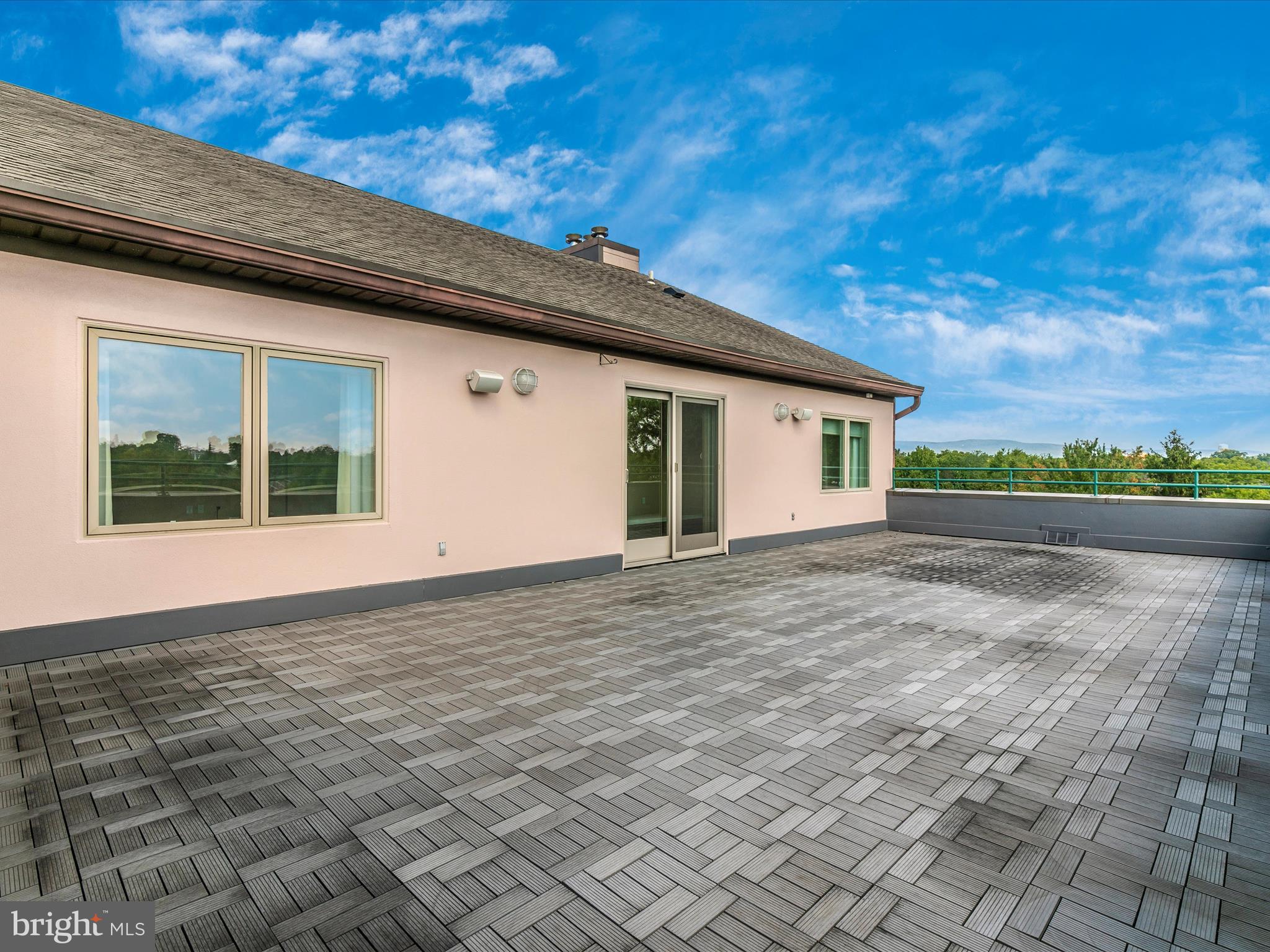 FAIRFIELD - Residential