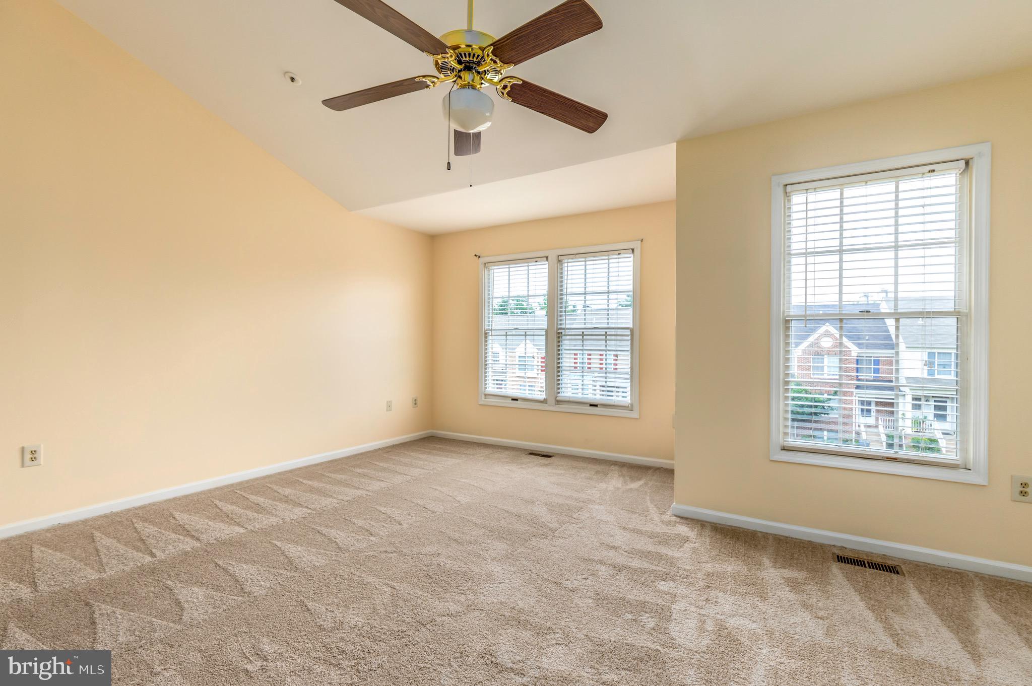 BULL RUN - Residential