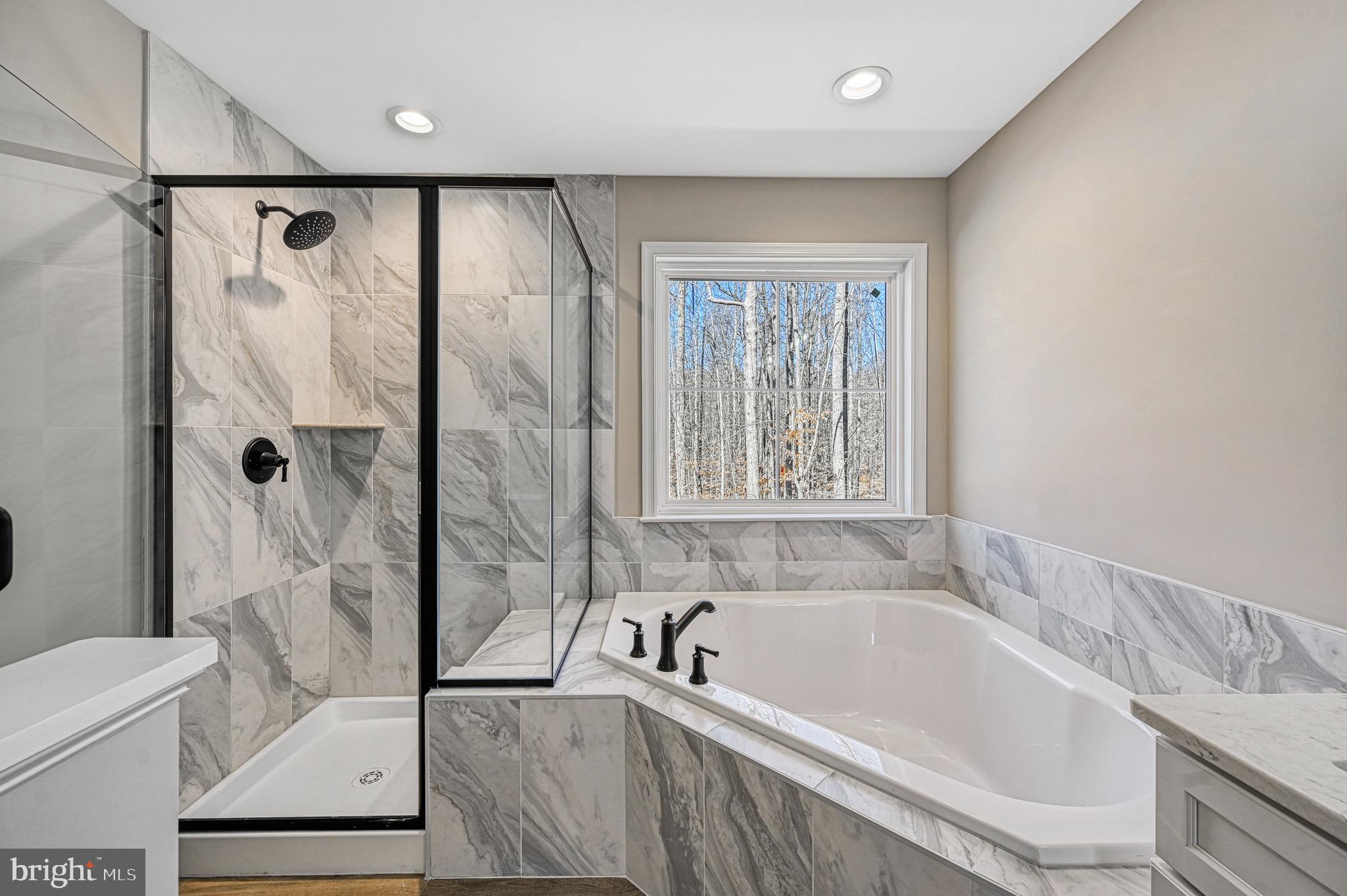 OVERTON FORK - Residential