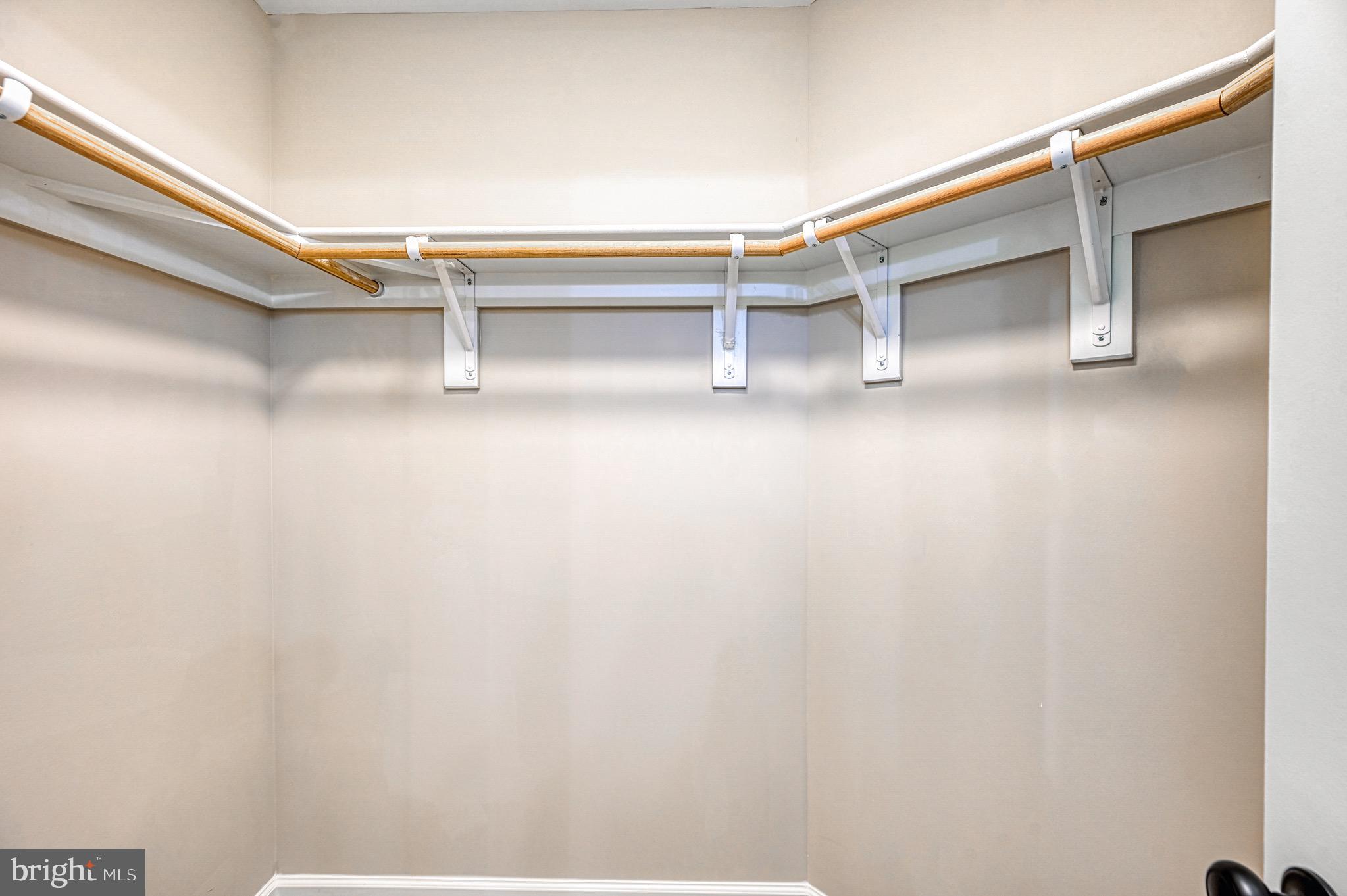 OVERTON FORK - Residential