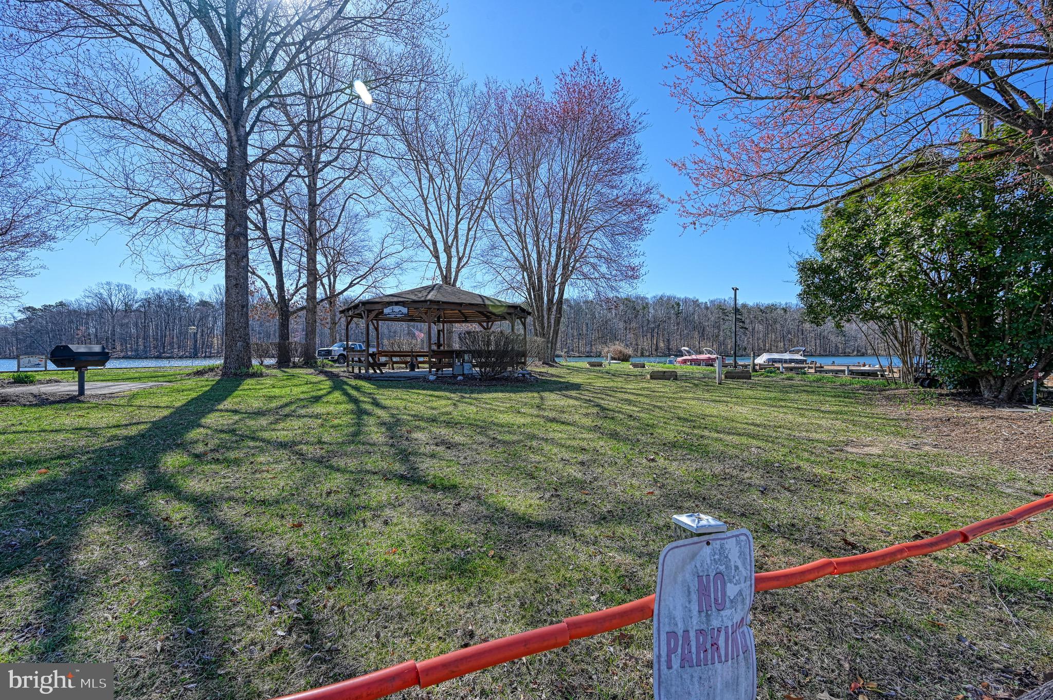 OVERTON FORK - Residential