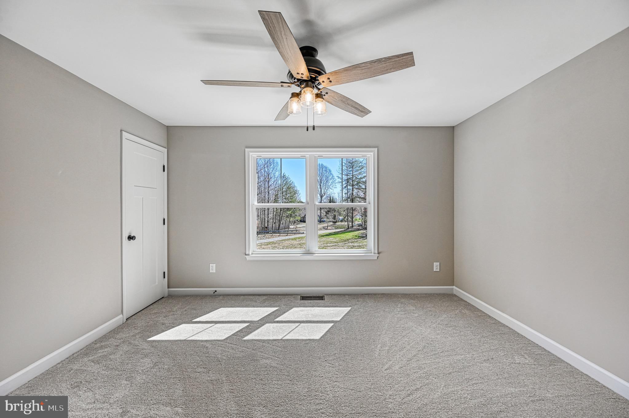 OVERTON FORK - Residential