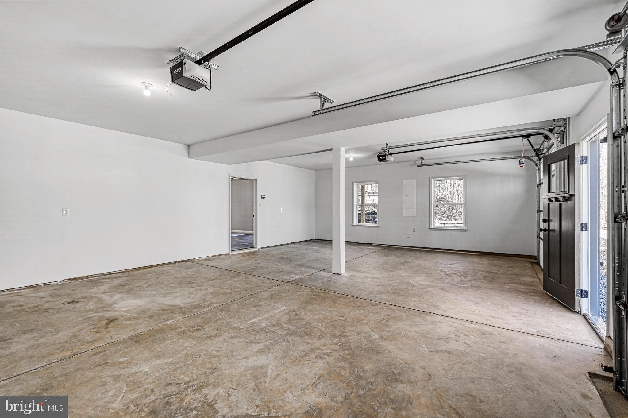 OVERTON FORK - Residential