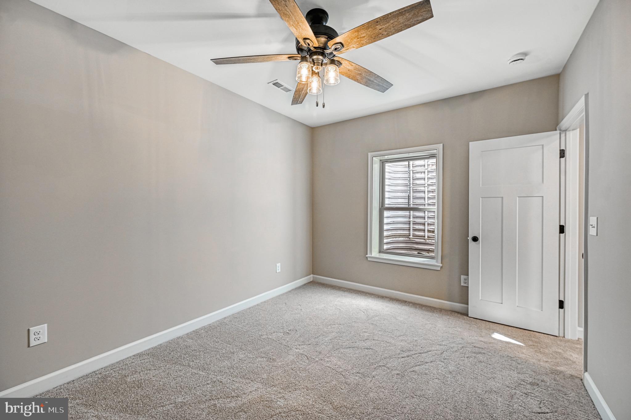 OVERTON FORK - Residential