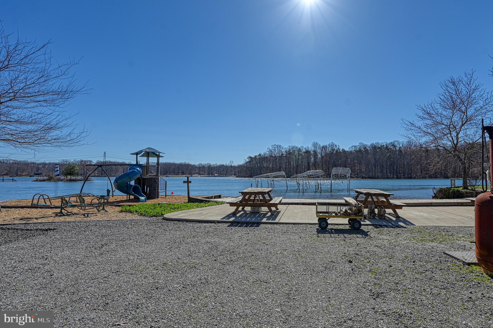 OVERTON FORK - Residential