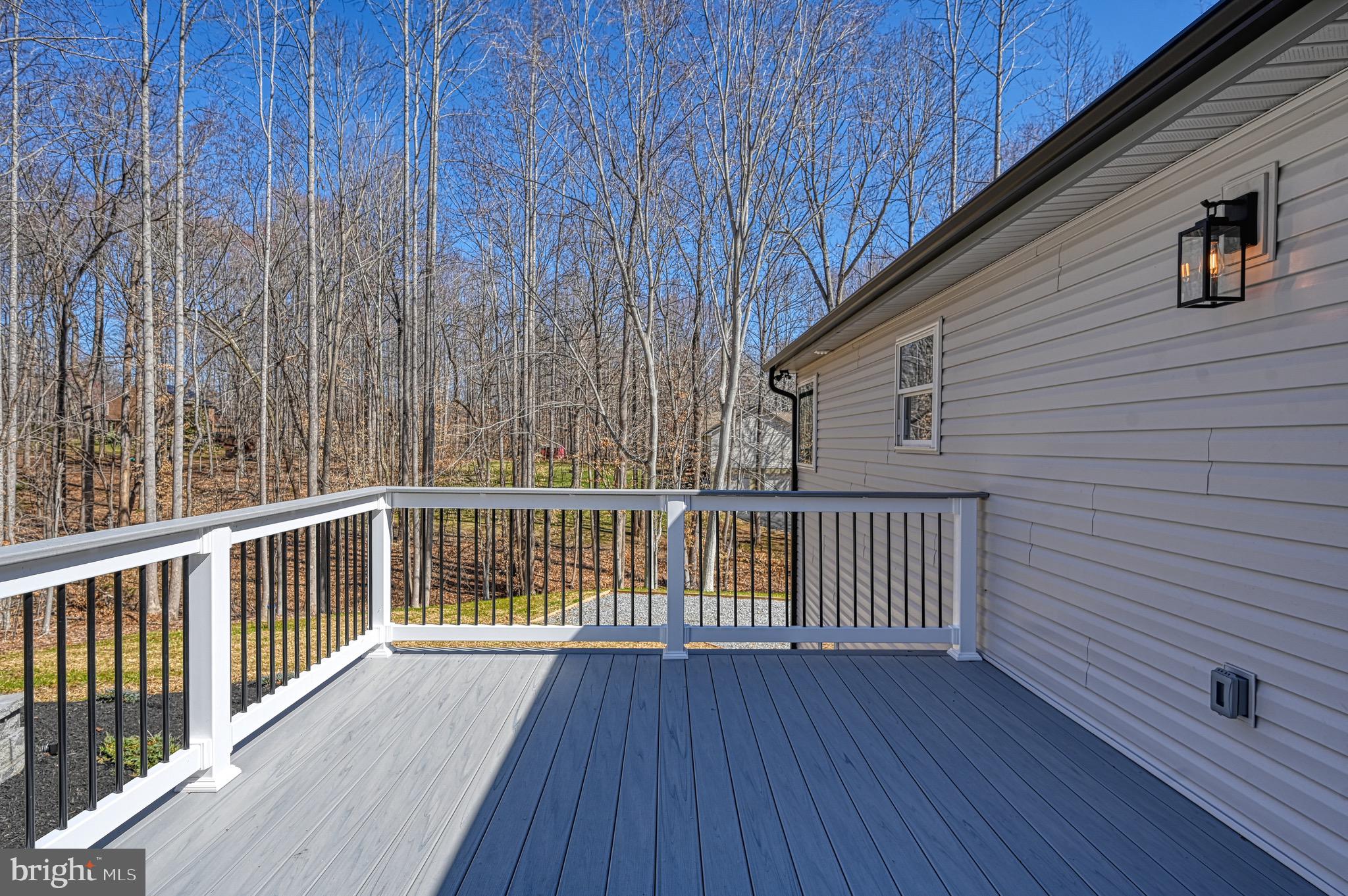 OVERTON FORK - Residential