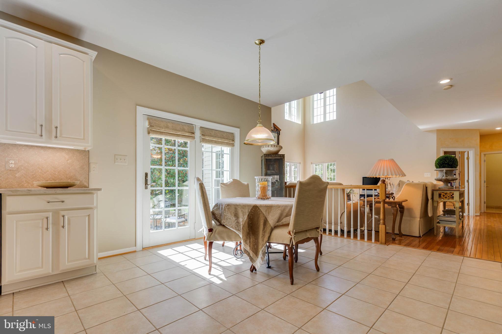 ASHBURN VILLAGE - Residential