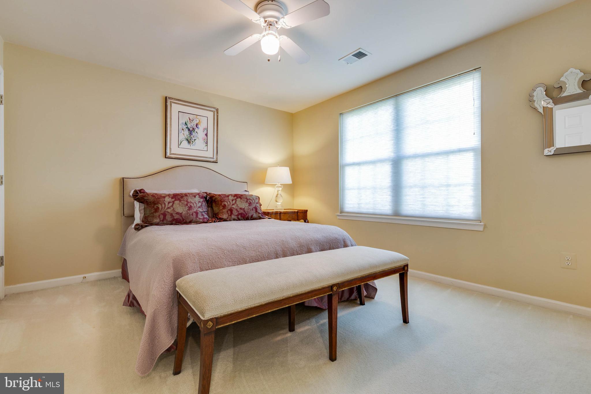 ASHBURN VILLAGE - Residential