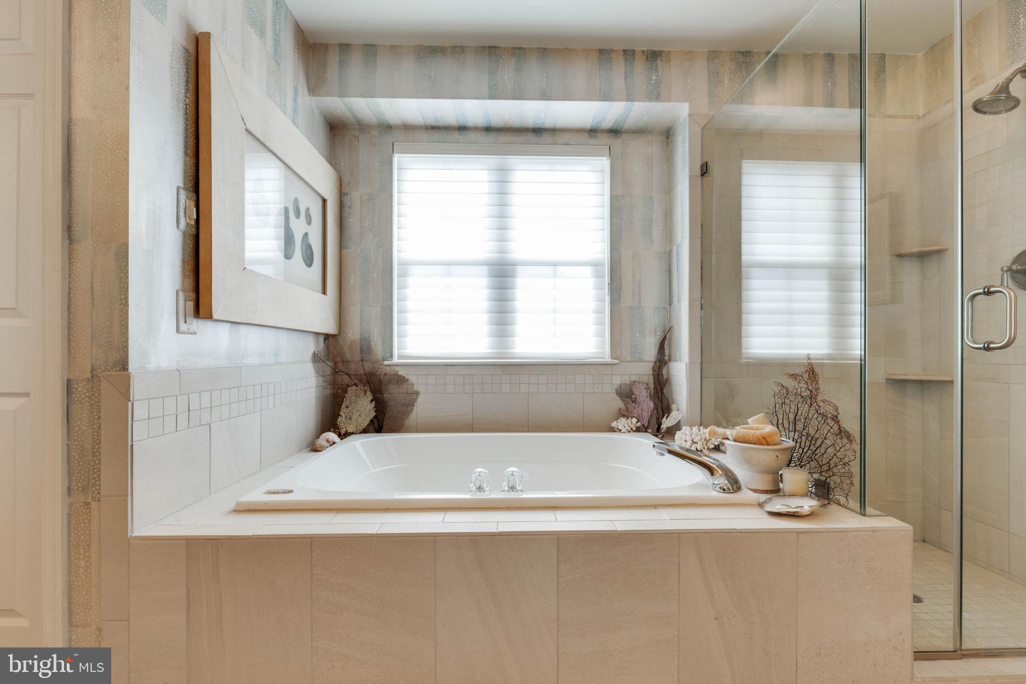 ASHBURN VILLAGE - Residential