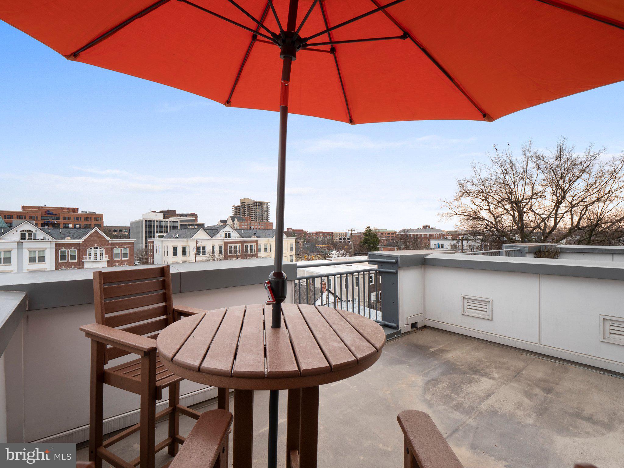 OLD TOWN COMMONS - Residential