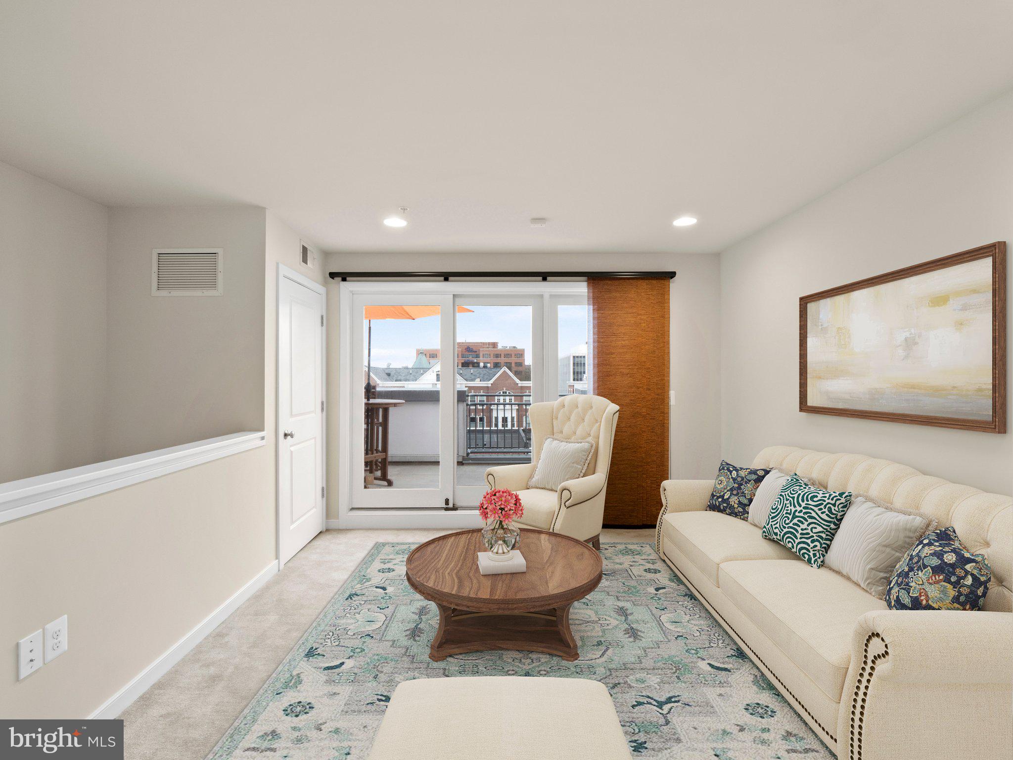 OLD TOWN COMMONS - Residential