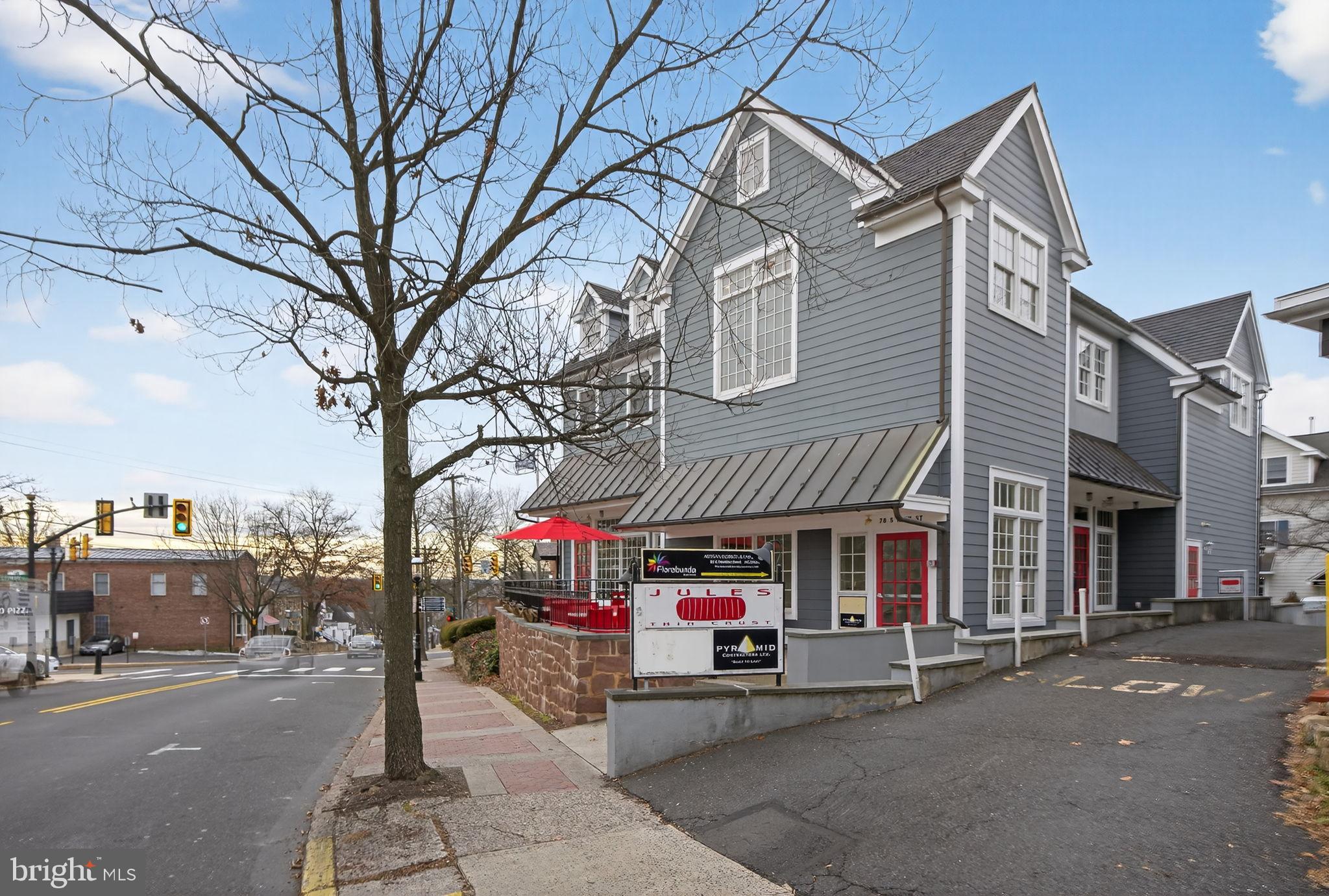 DOYLESTOWN - Commercial Sale