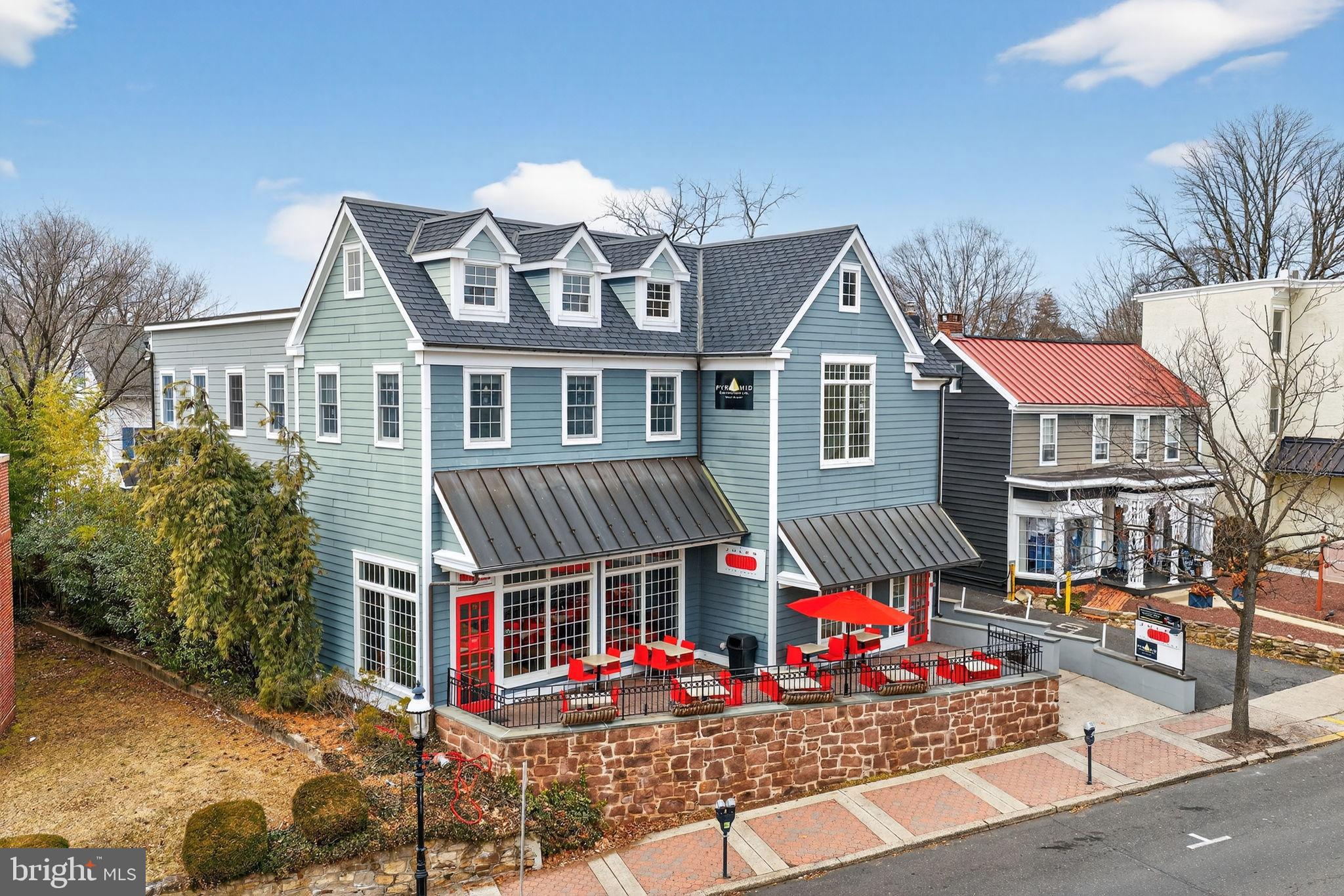 DOYLESTOWN - Commercial Sale