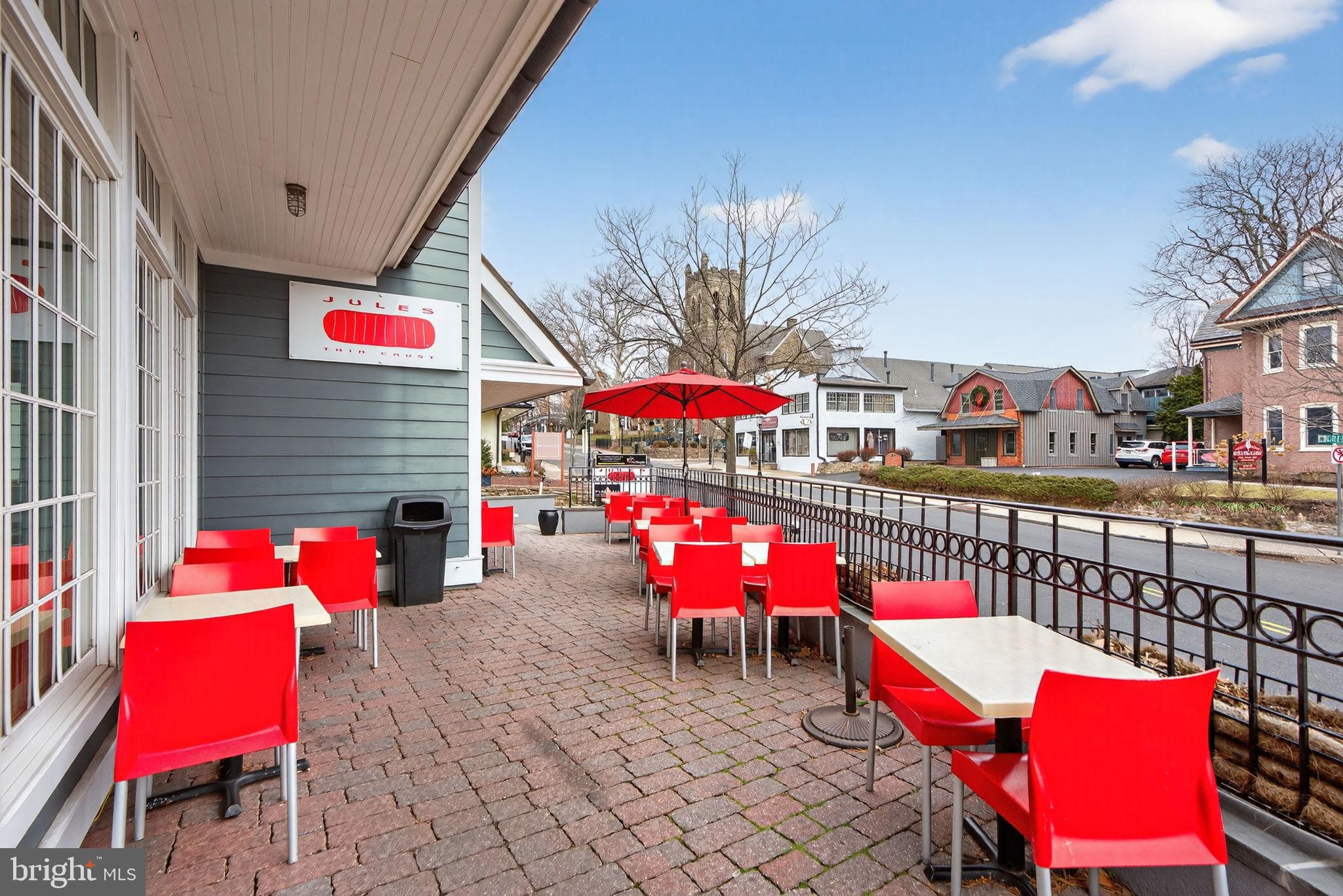 DOYLESTOWN - Commercial Sale