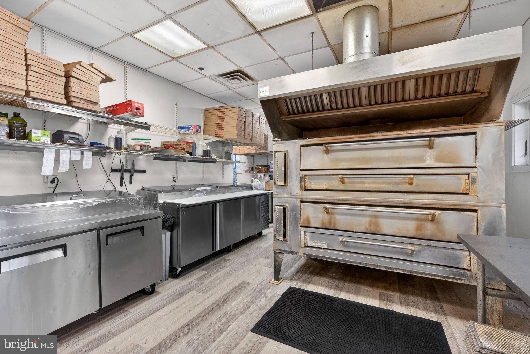 DOYLESTOWN - Commercial Sale