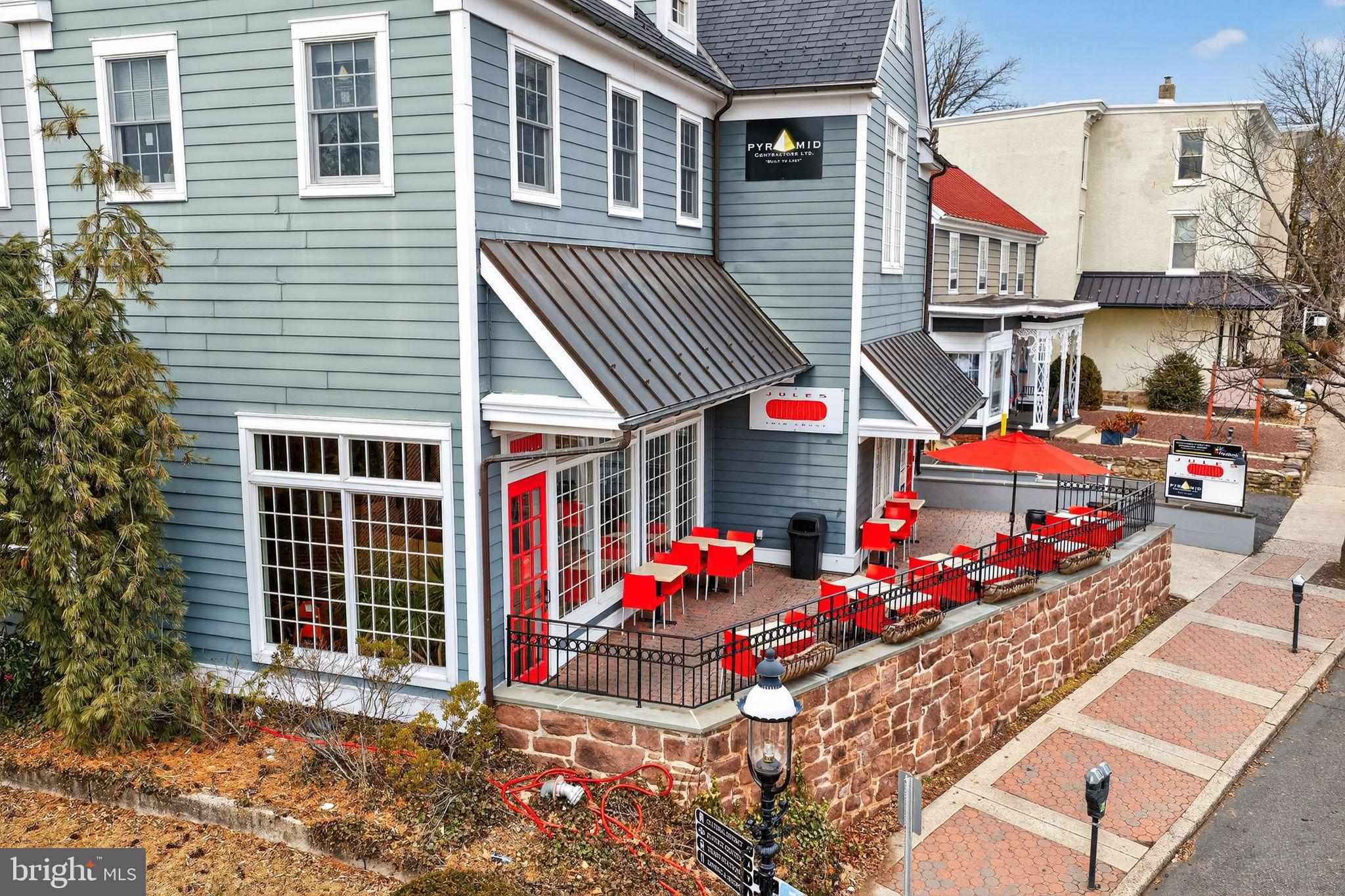 DOYLESTOWN - Commercial Sale