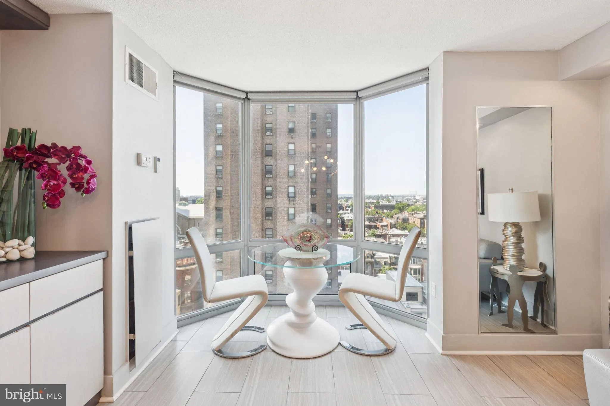 Philadelphia, Pennsylvania 19103, United States, ,1 BathroomBathrooms,Residential,Active,145340