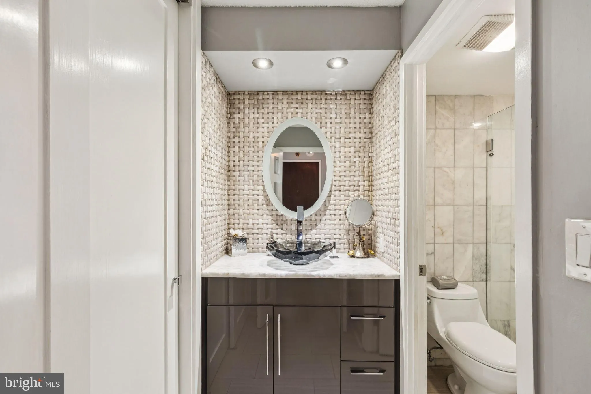 Philadelphia, Pennsylvania 19103, United States, ,1 BathroomBathrooms,Residential,Active,145340
