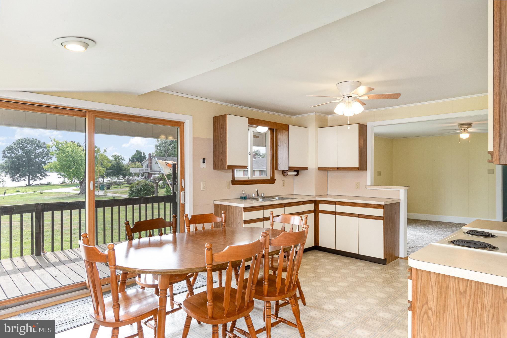 CHARLESTOWN MANOR - Residential