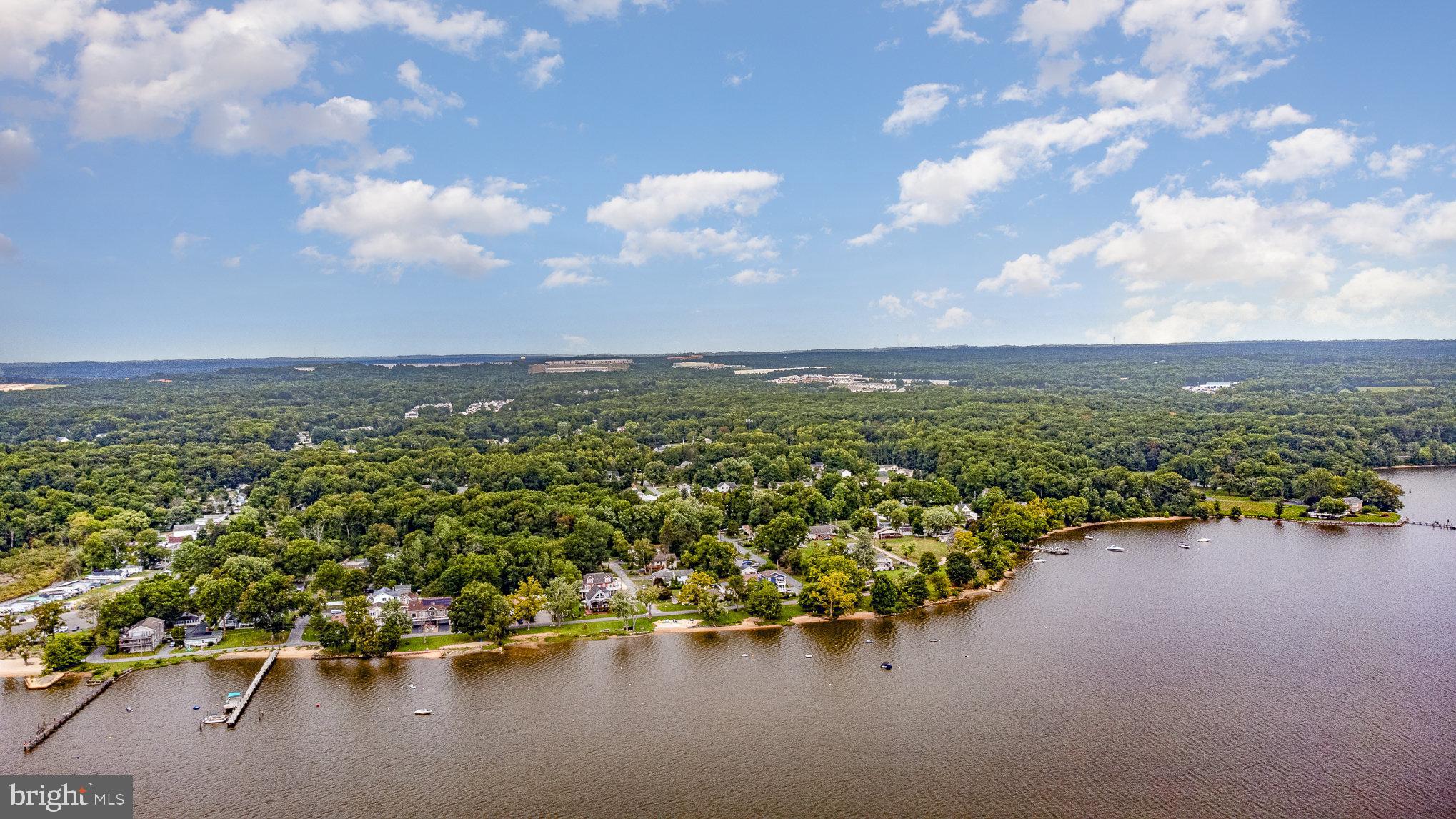 CHARLESTOWN MANOR - Residential