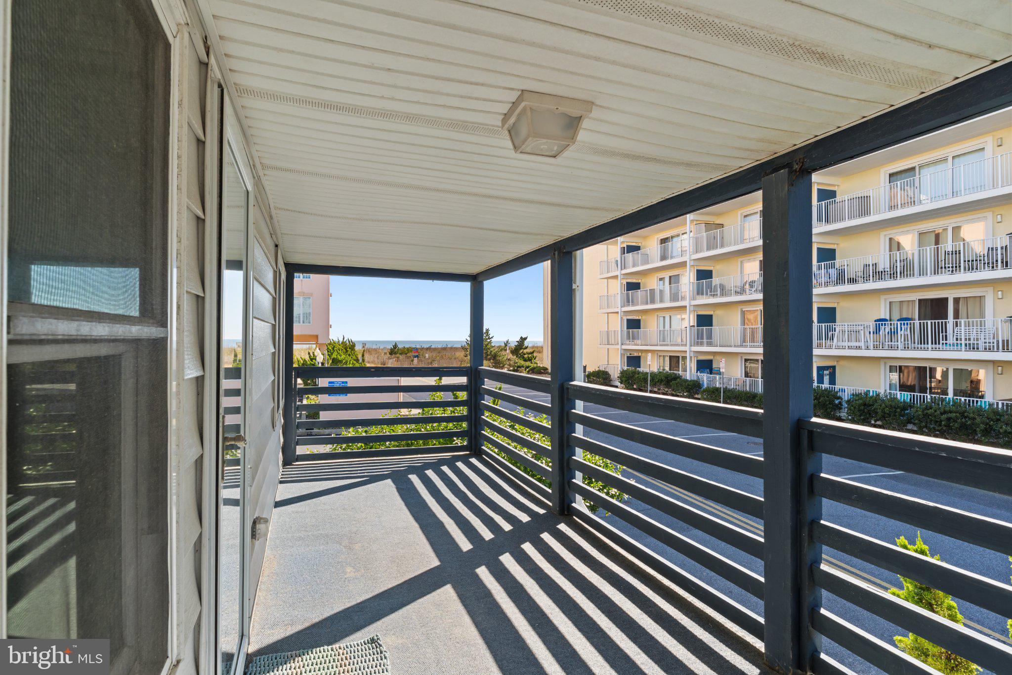 6 61ST STREET 203B02