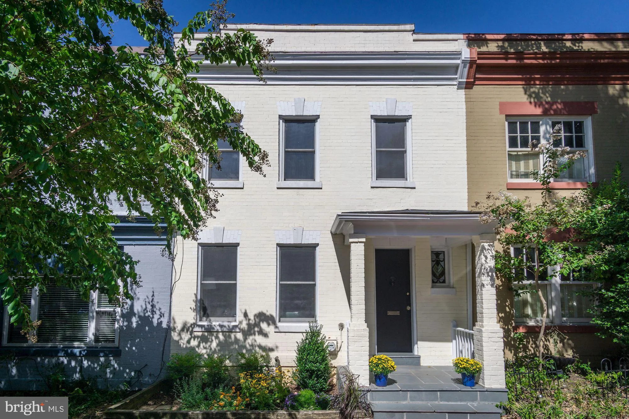 2151 Newport Place NW, Washington, DC 20037