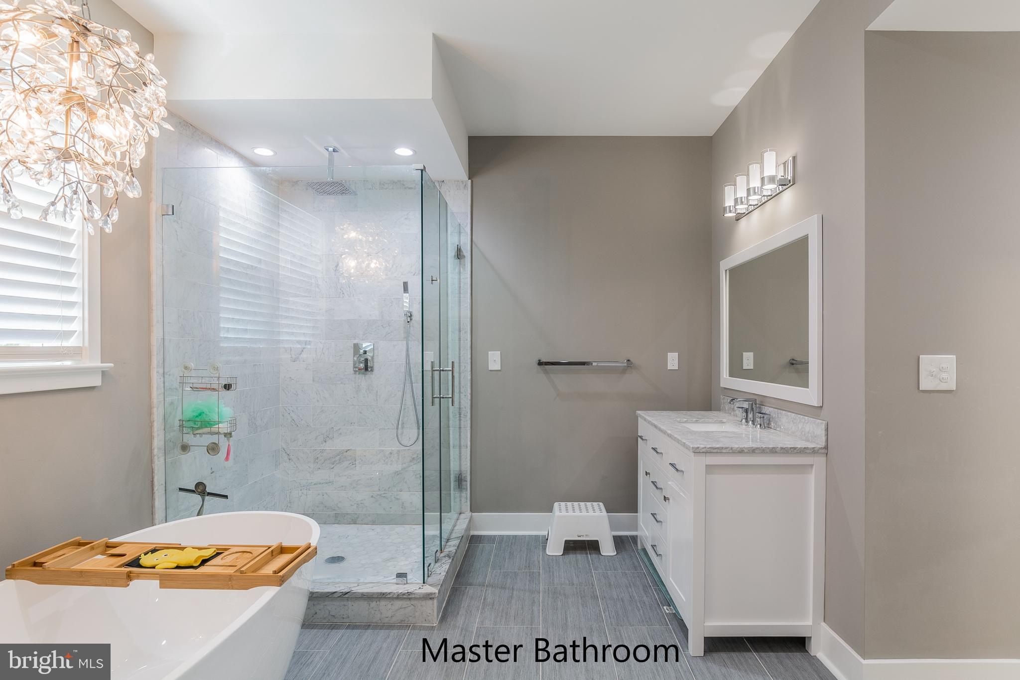 FAIRFAX - Residential