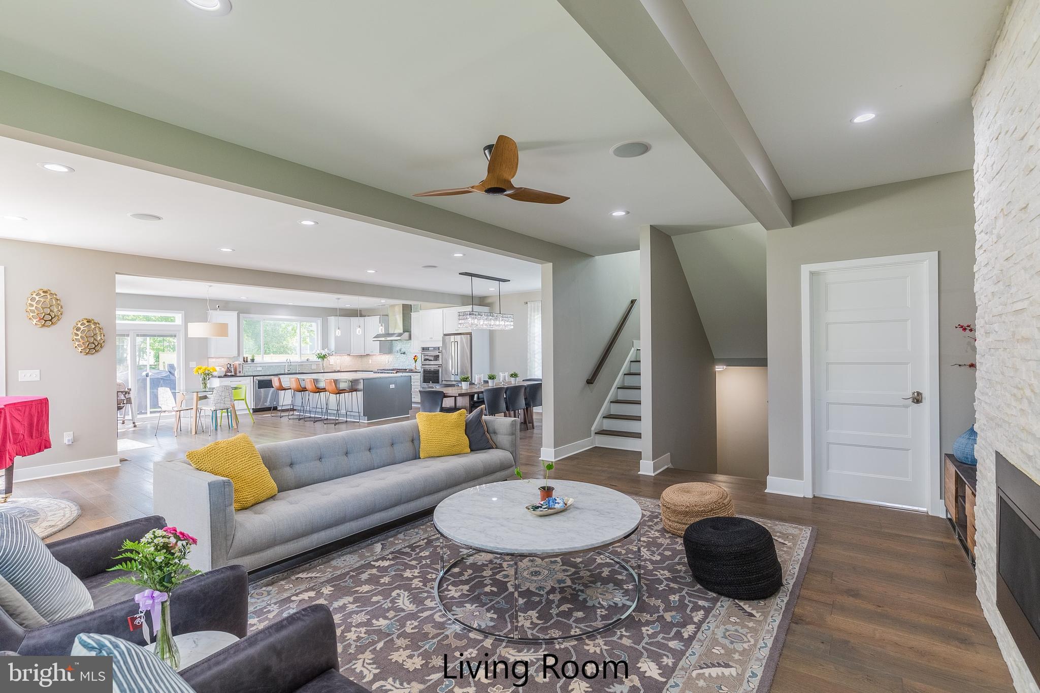 FAIRFAX - Residential