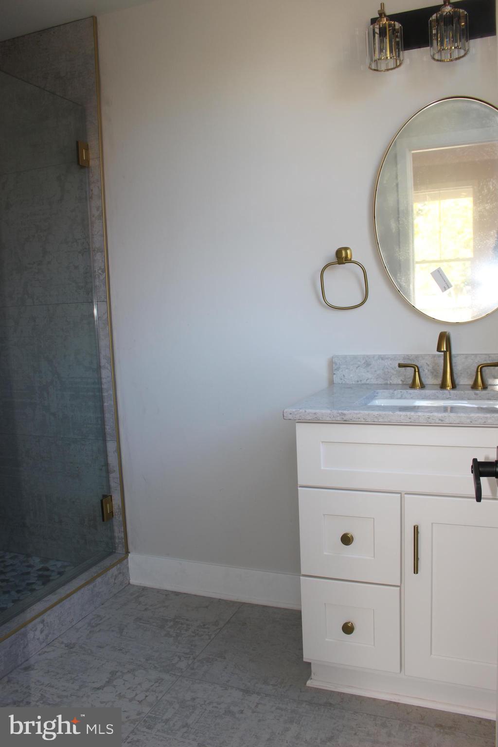 FAIRFAX - Residential