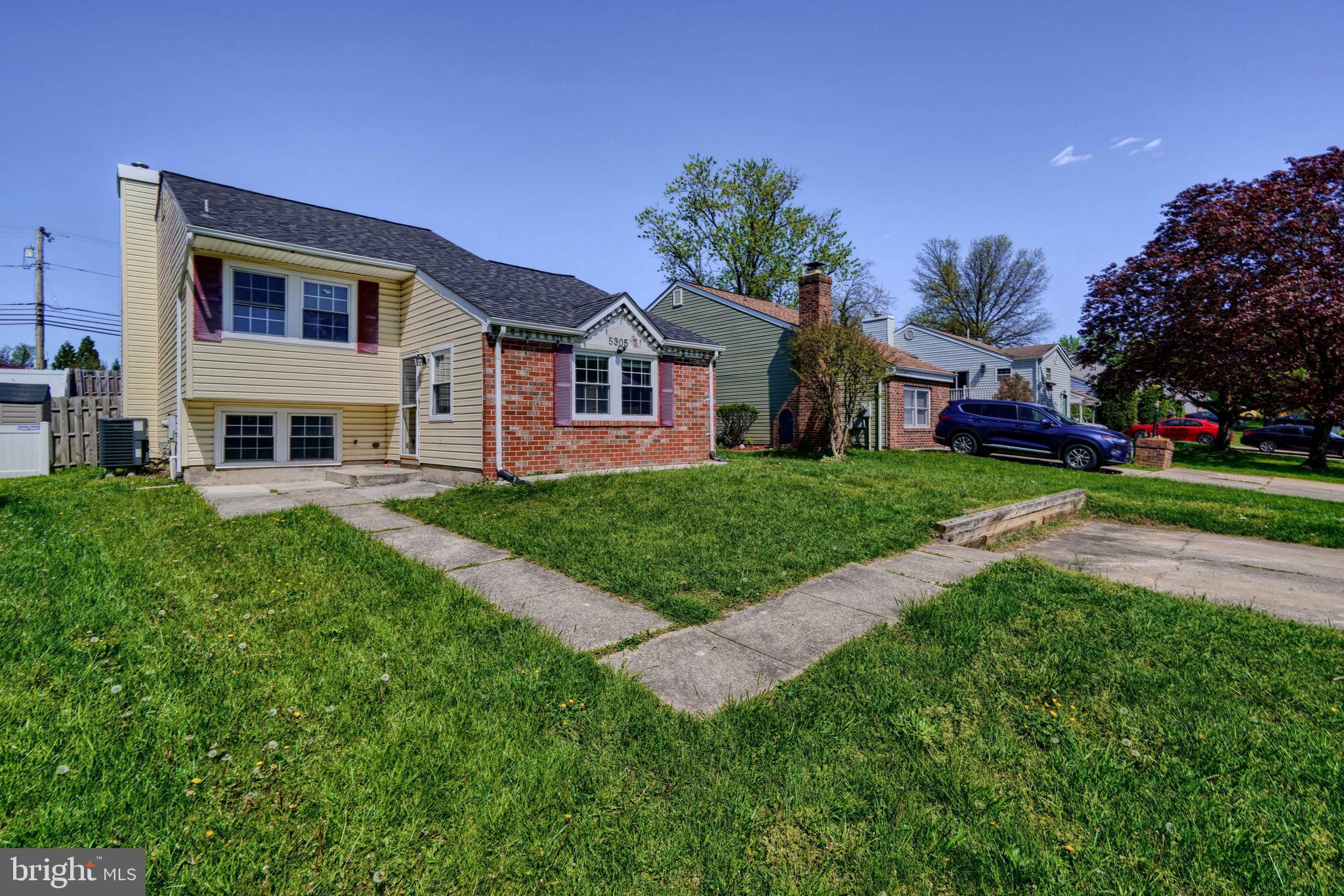 KINGS COURT - Residential