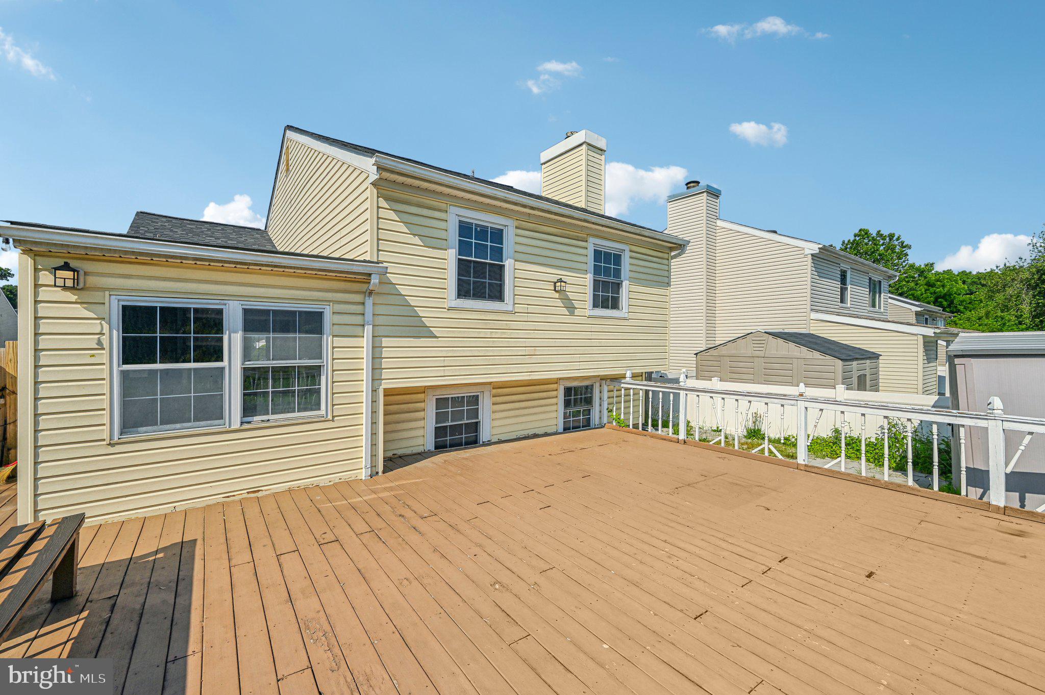 KINGS COURT - Residential