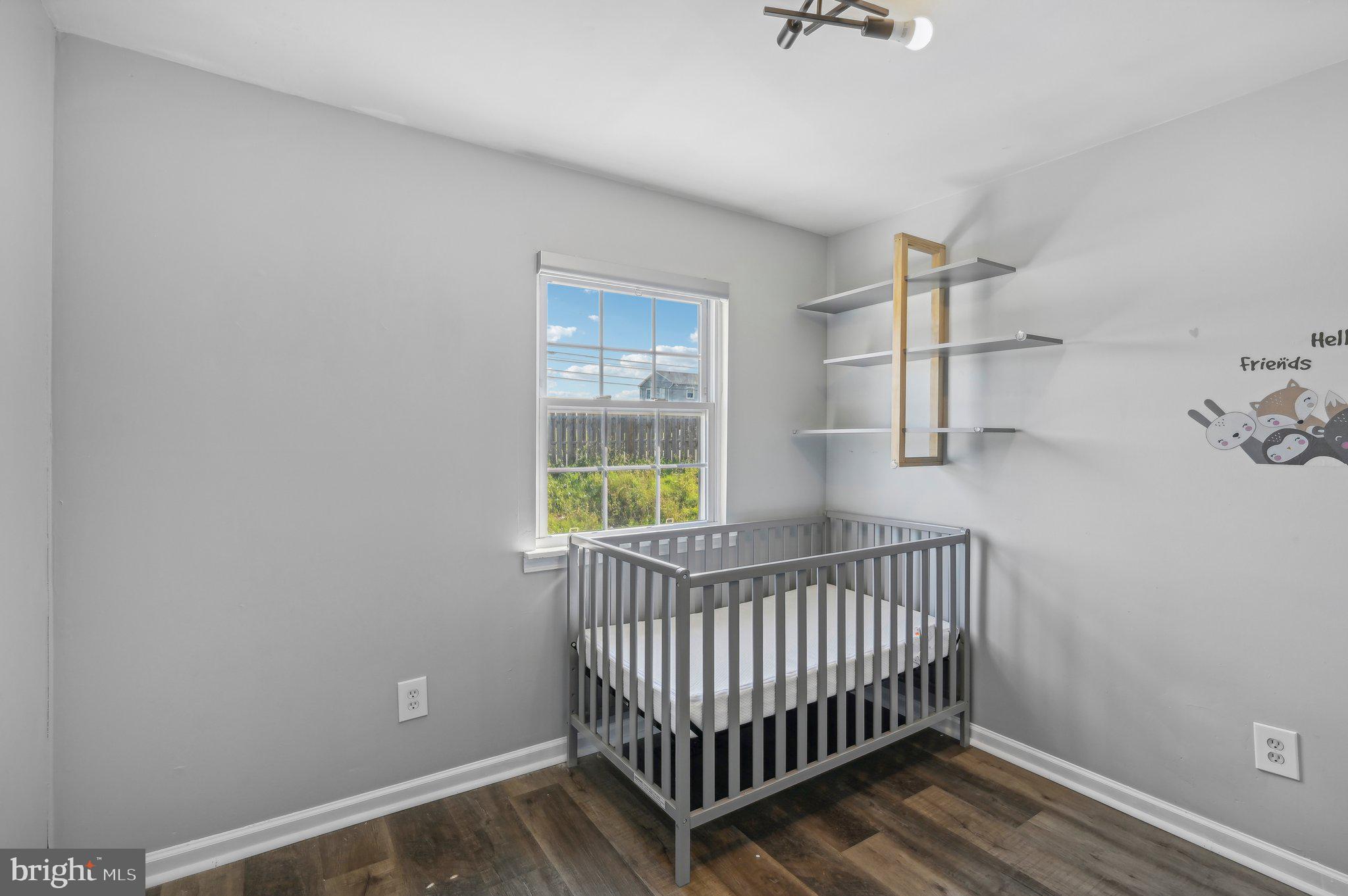 KINGS COURT - Residential