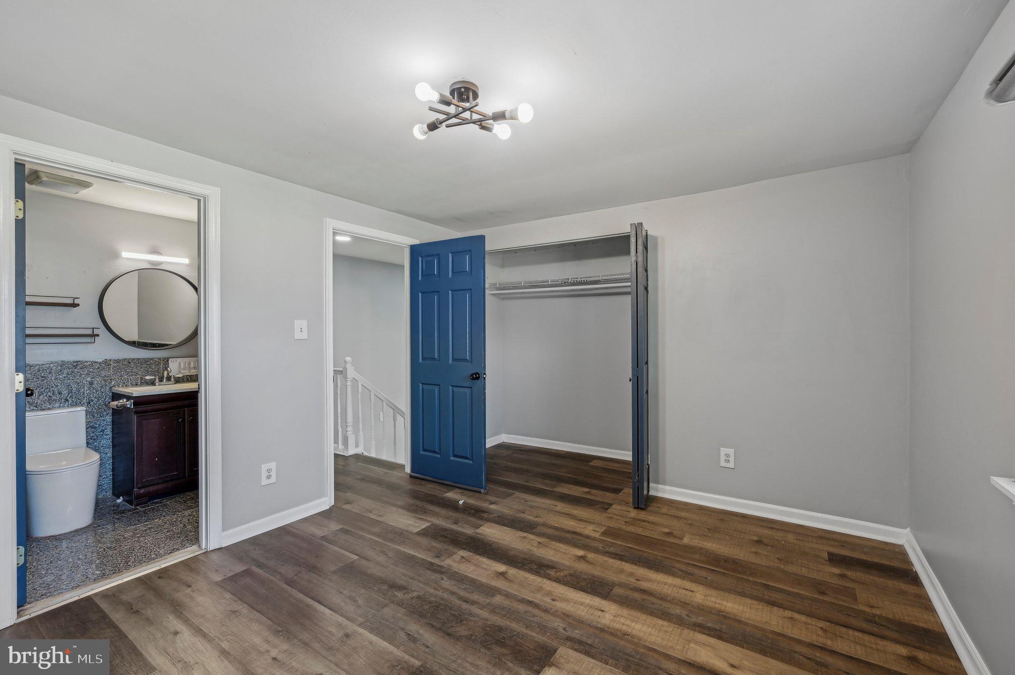 KINGS COURT - Residential