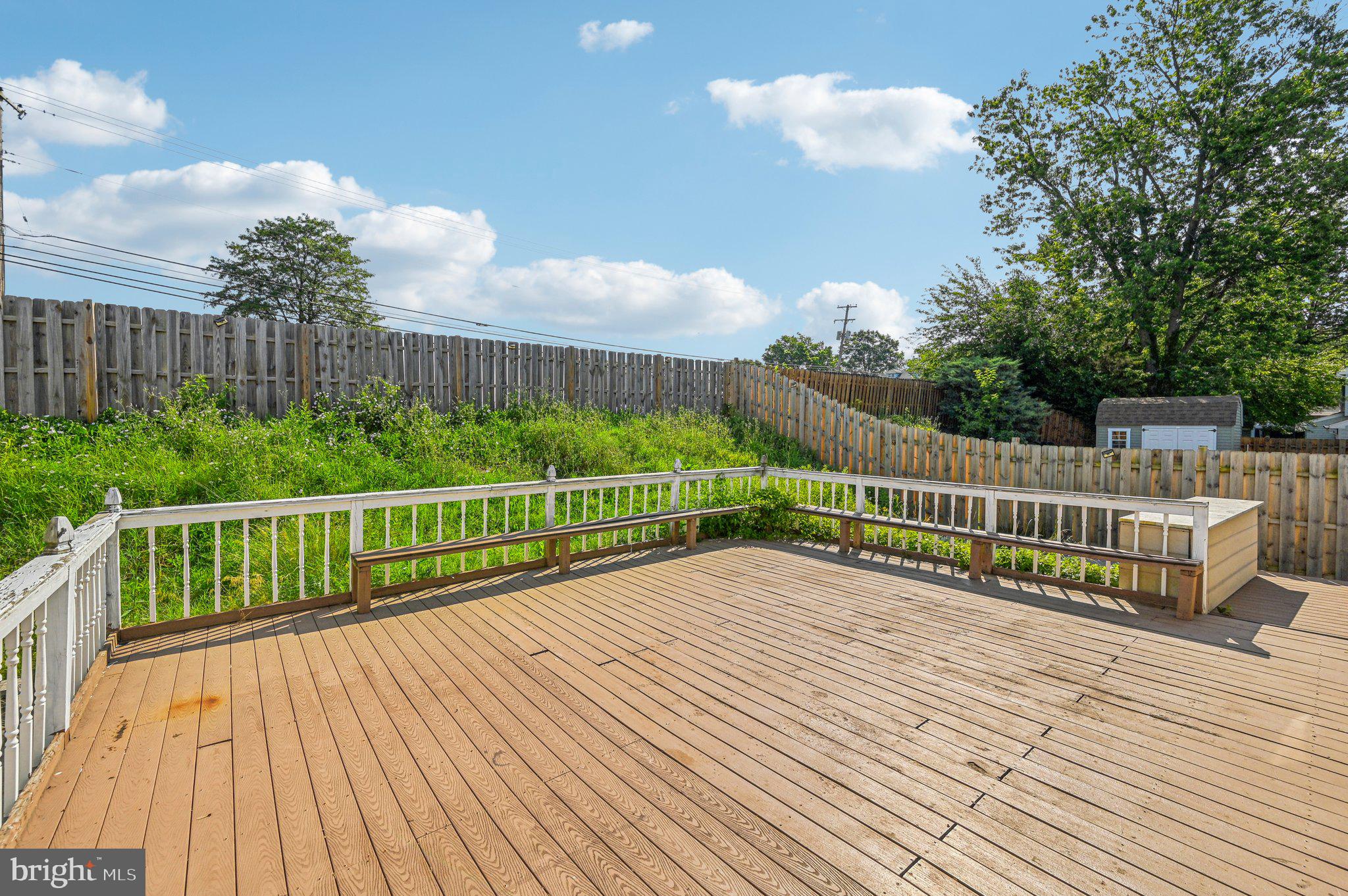 KINGS COURT - Residential