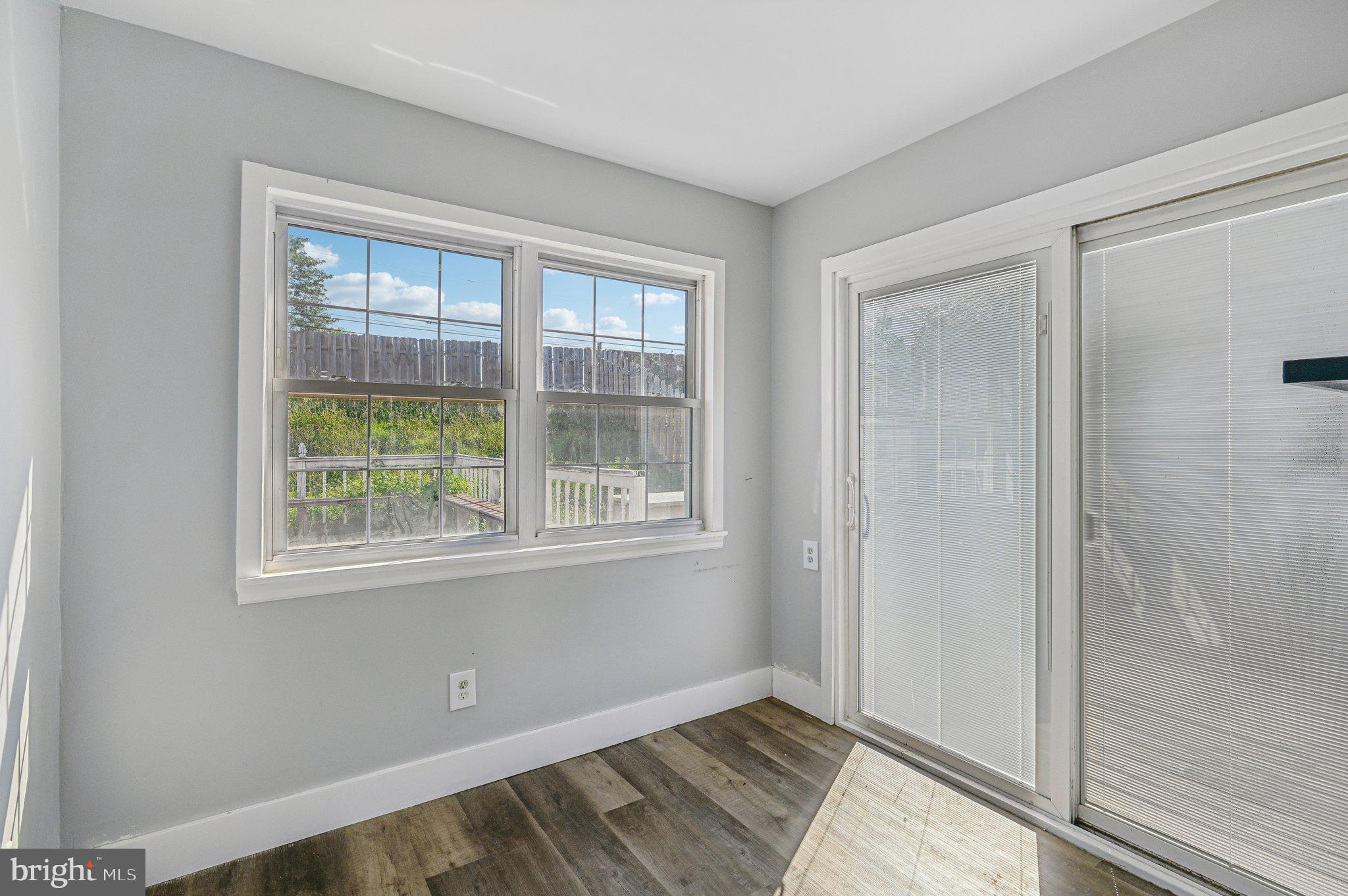 KINGS COURT - Residential