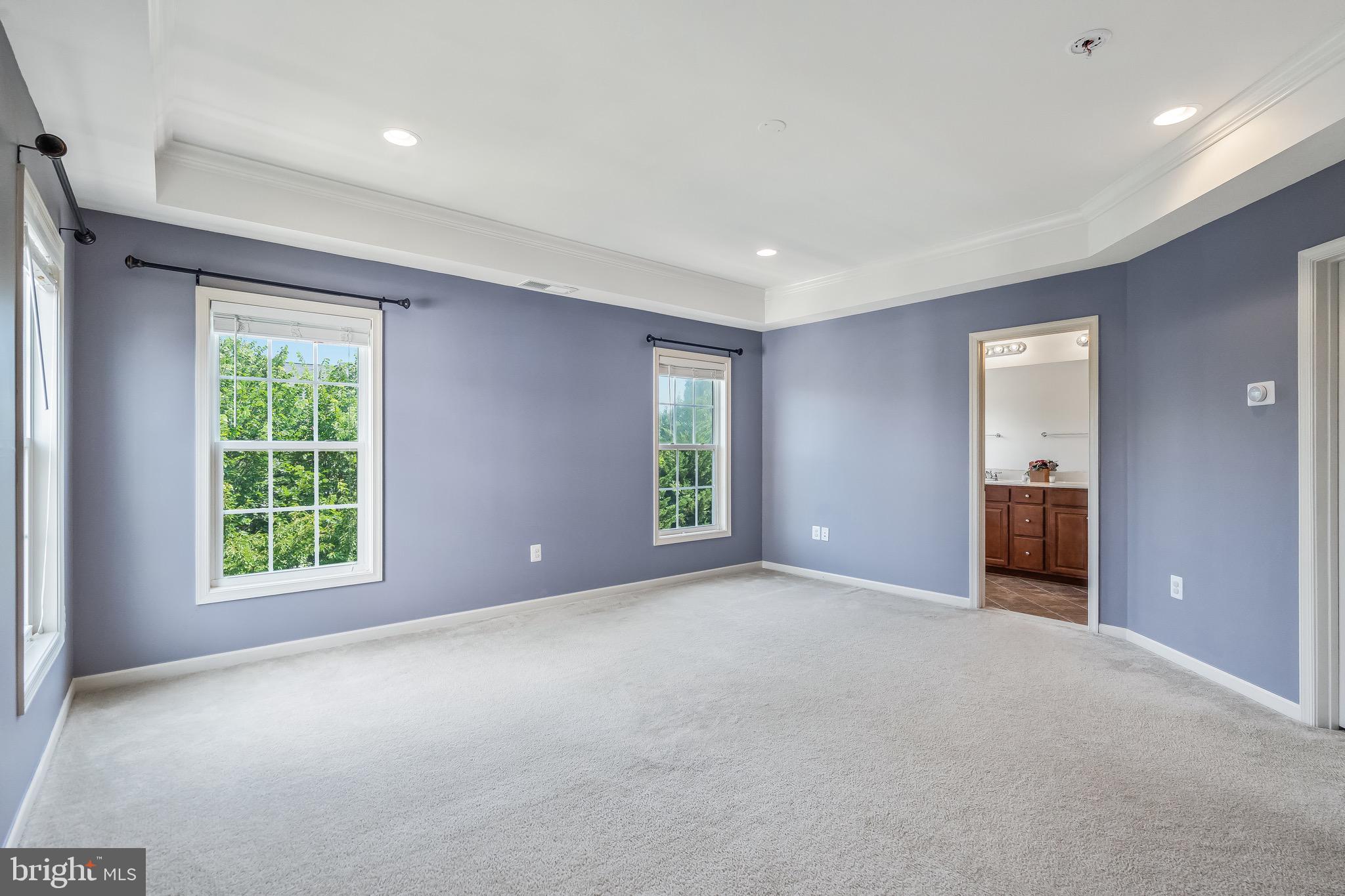 STRATSHIRE CROSSING - Residential