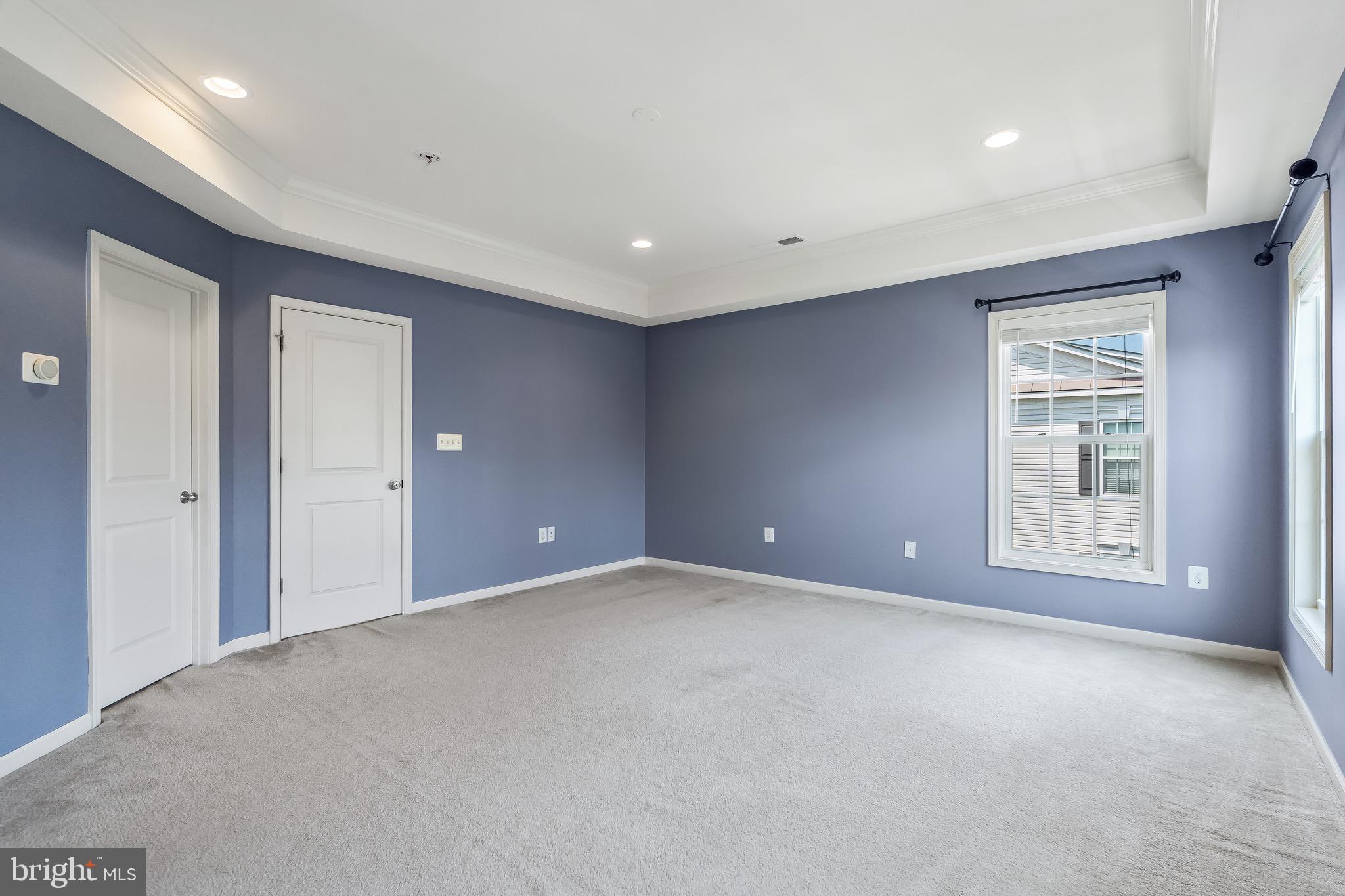 STRATSHIRE CROSSING - Residential