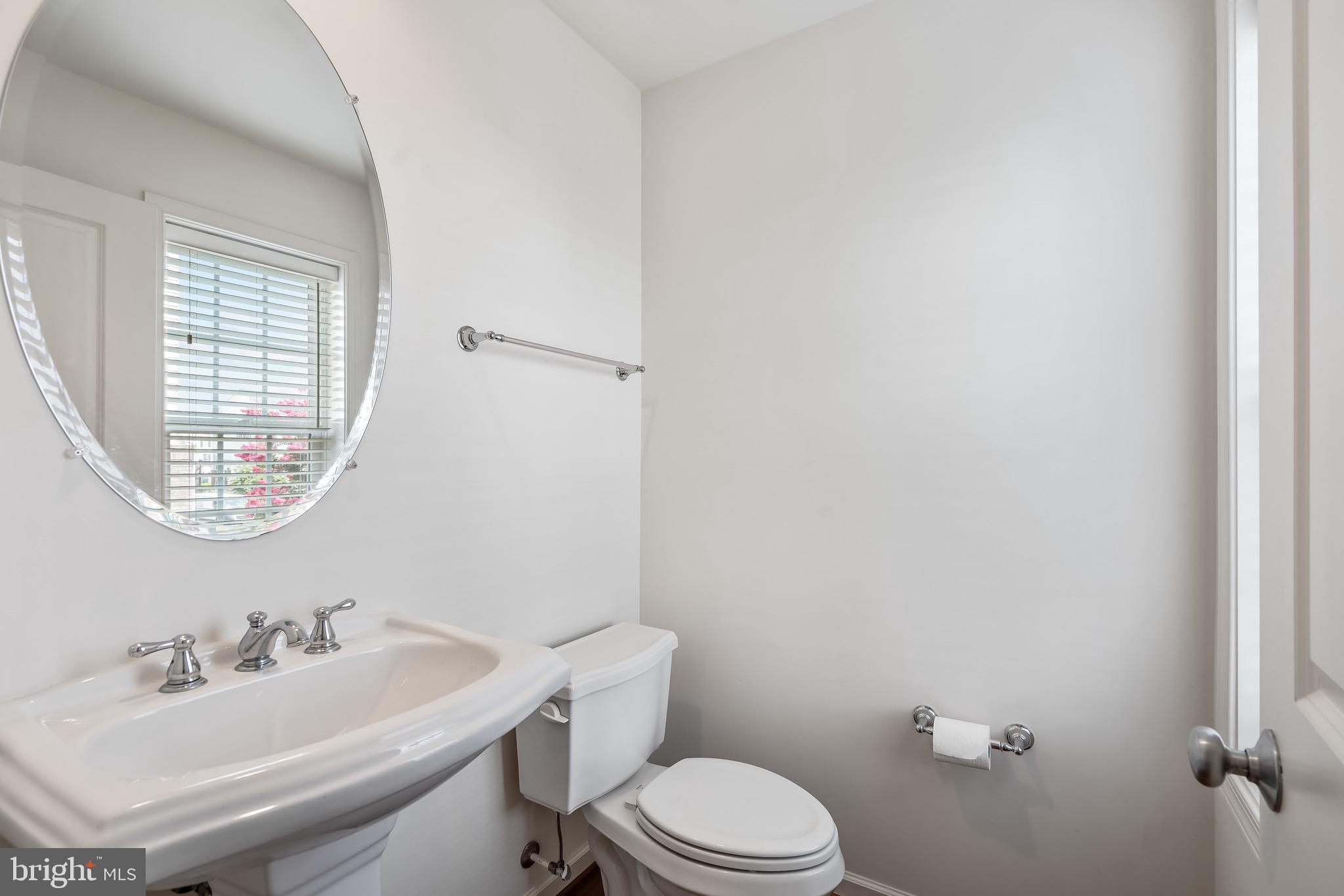 STRATSHIRE CROSSING - Residential